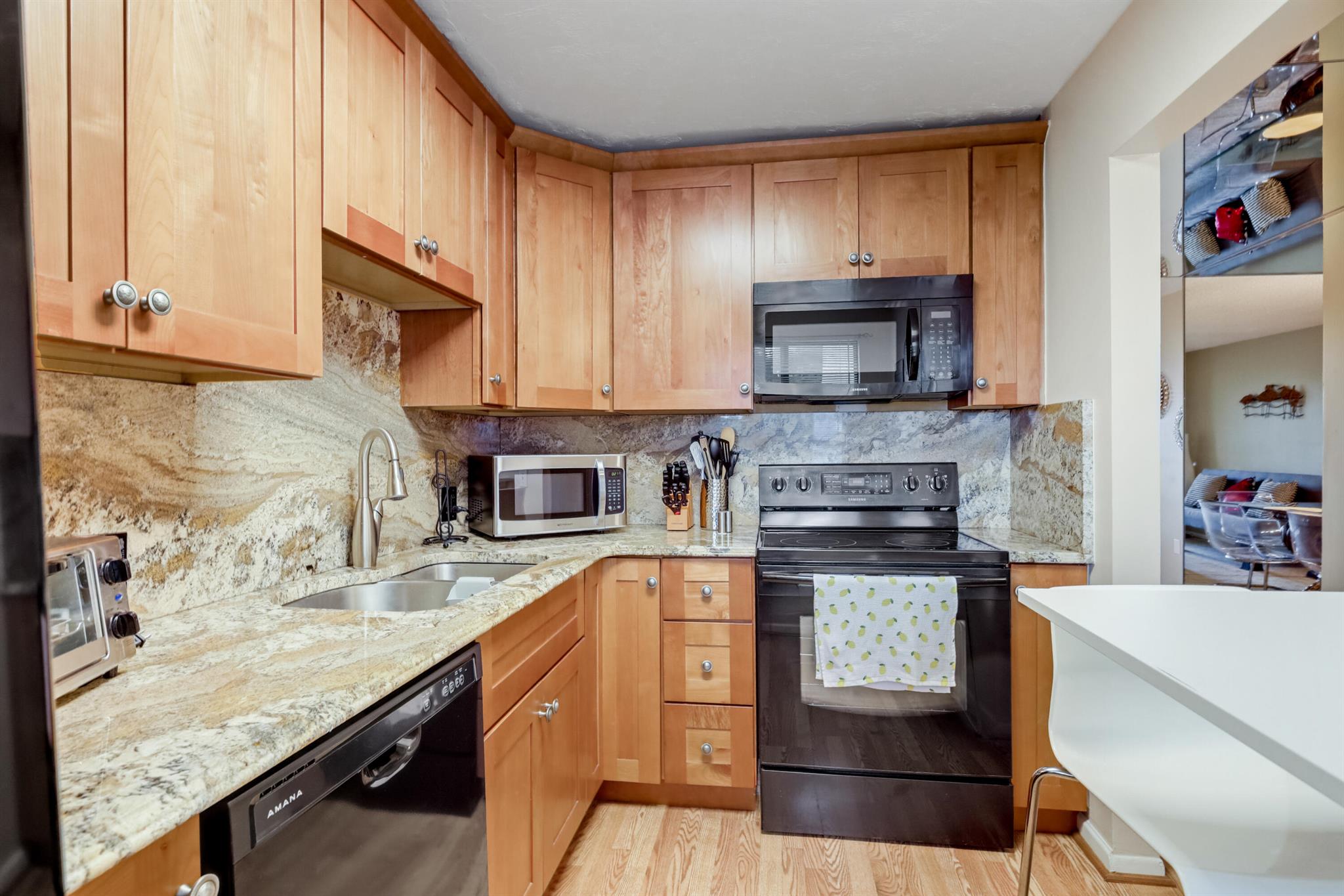 FOUNTAINS OF PALM BEACH C - Residential Lease