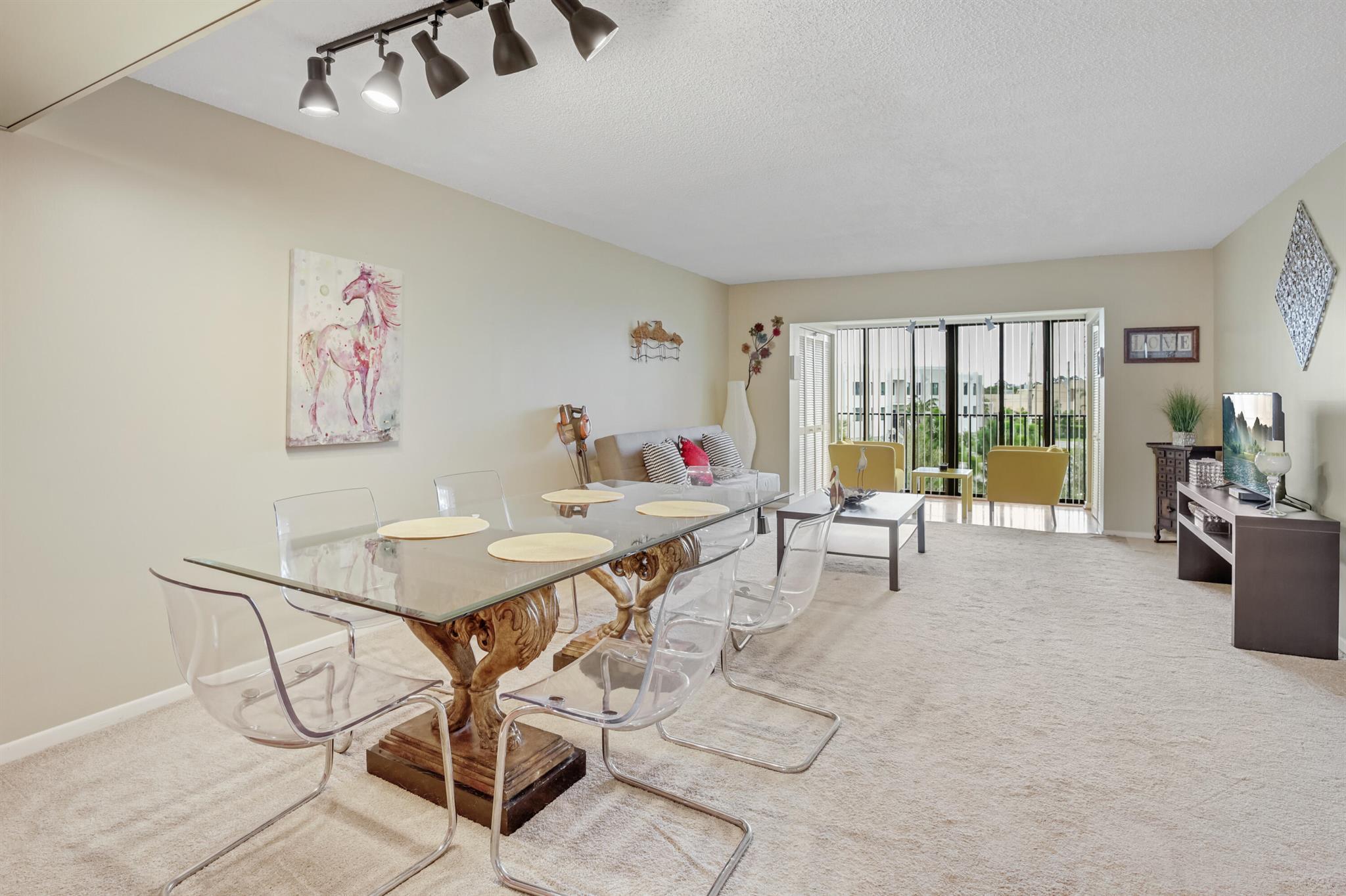 FOUNTAINS OF PALM BEACH C - Residential Lease