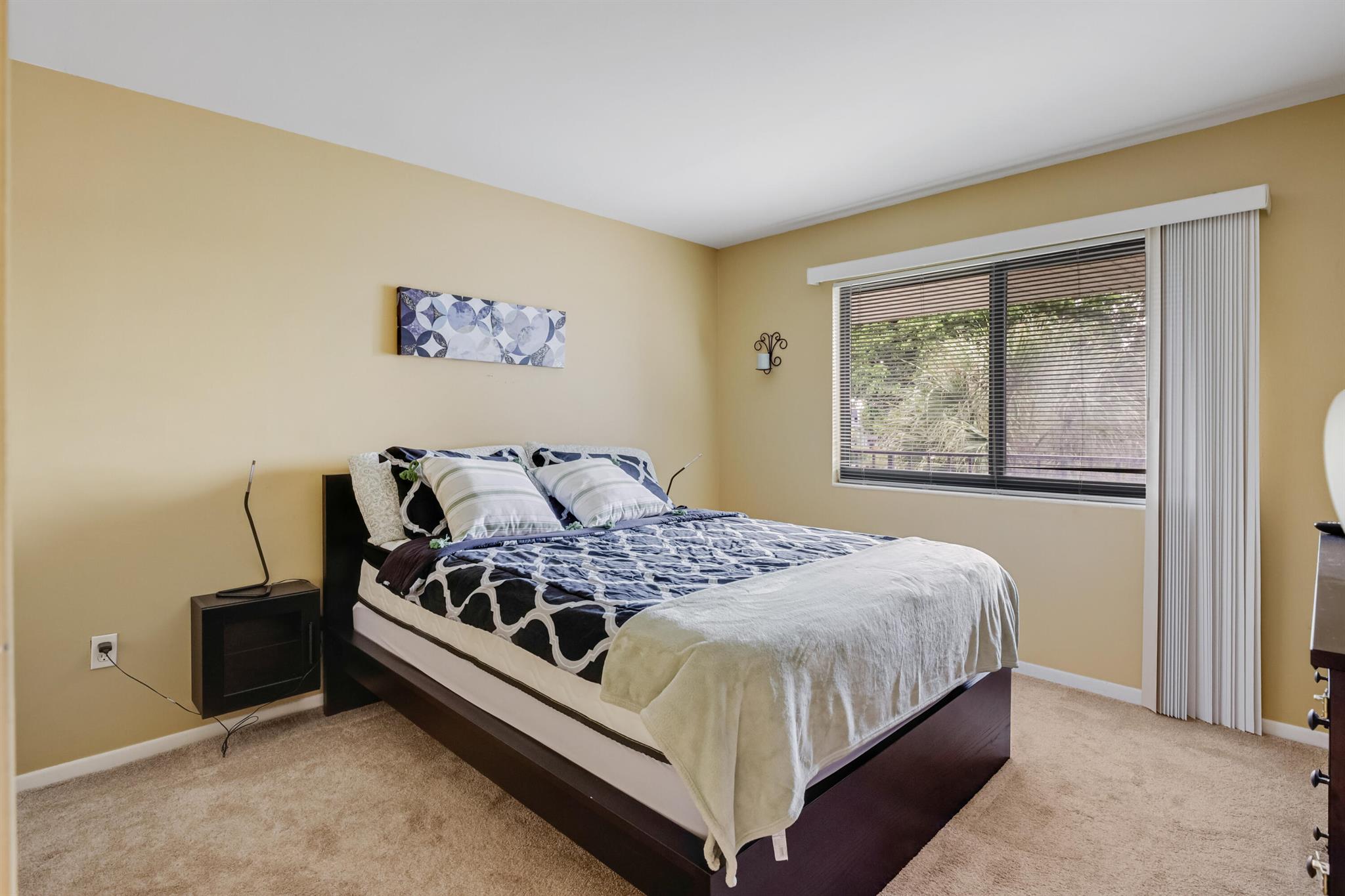 FOUNTAINS OF PALM BEACH C - Residential Lease