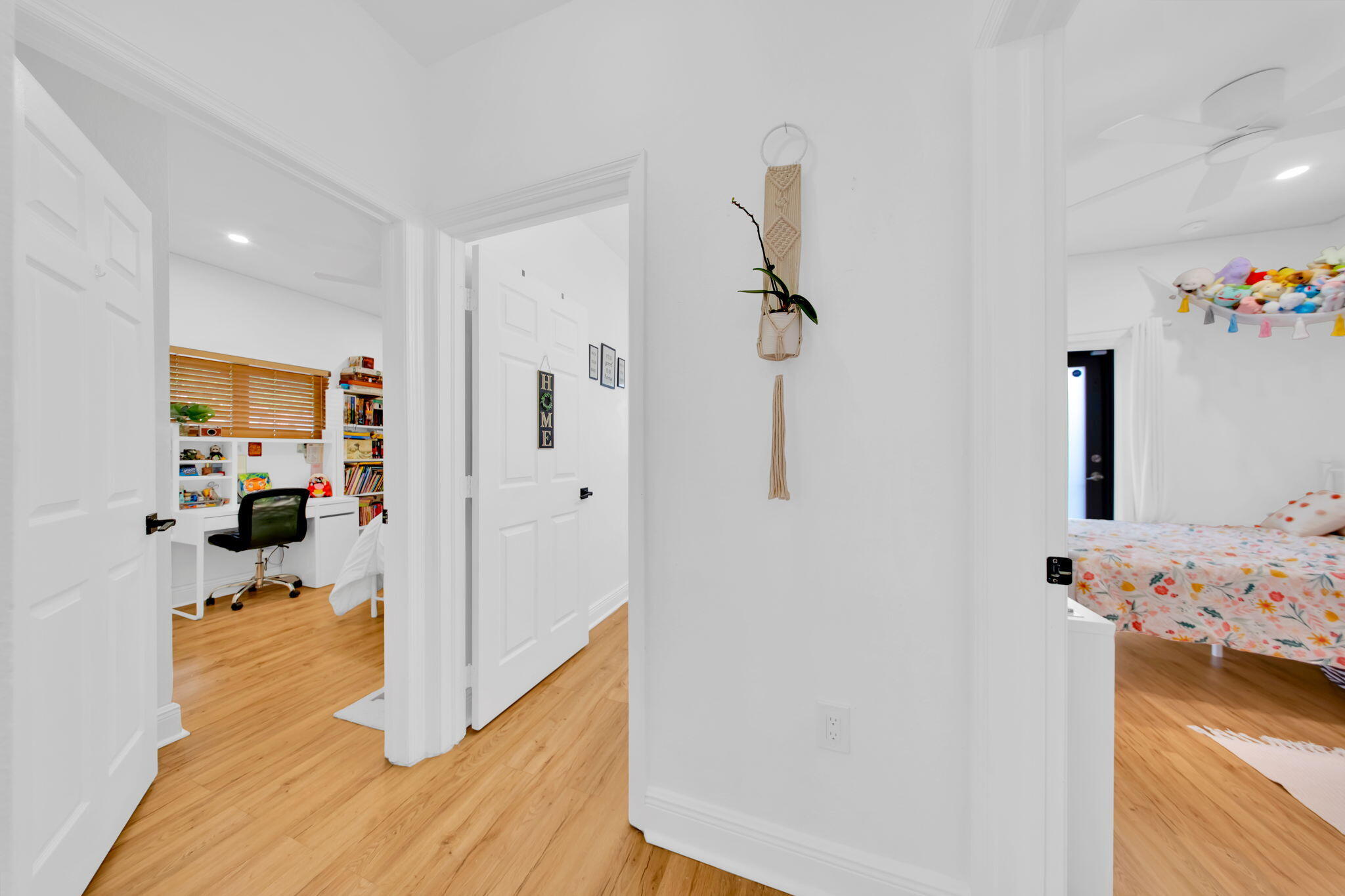 CHATEAU ROYAL ESTATES - Residential