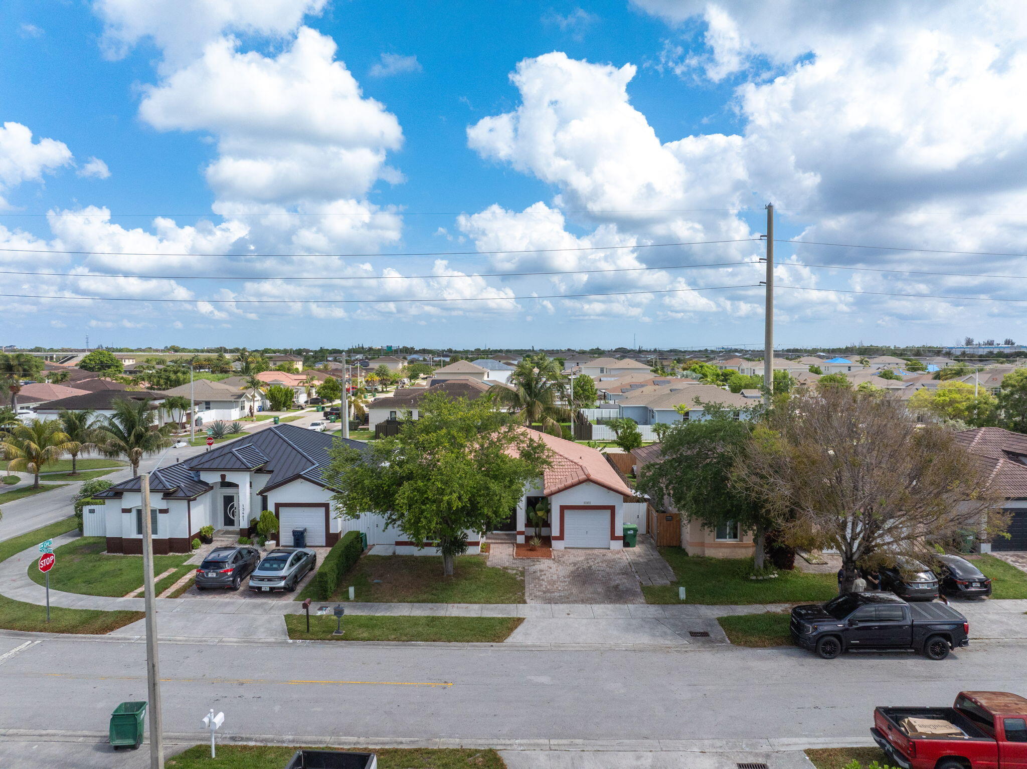 CHATEAU ROYAL ESTATES - Residential