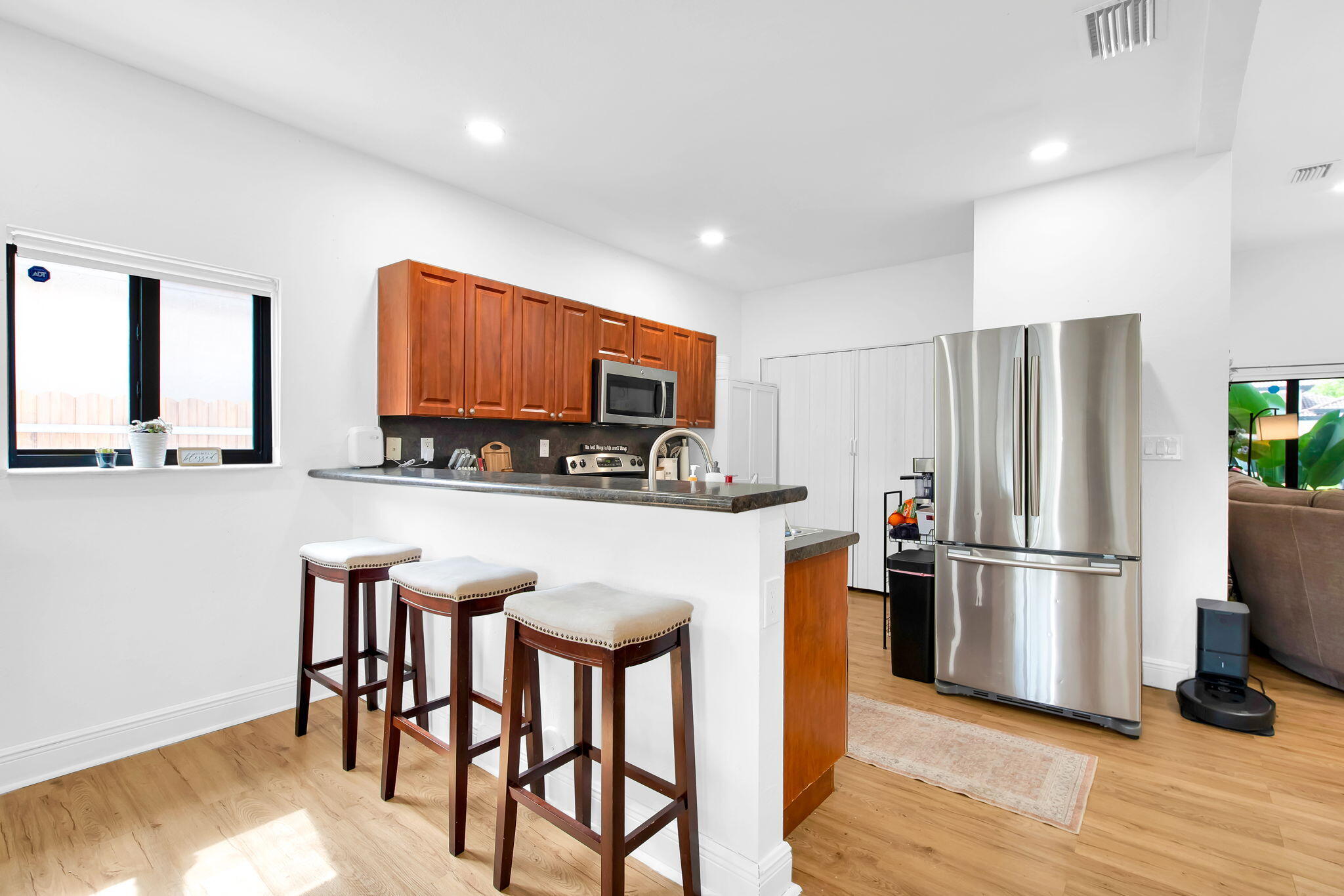 CHATEAU ROYAL ESTATES - Residential