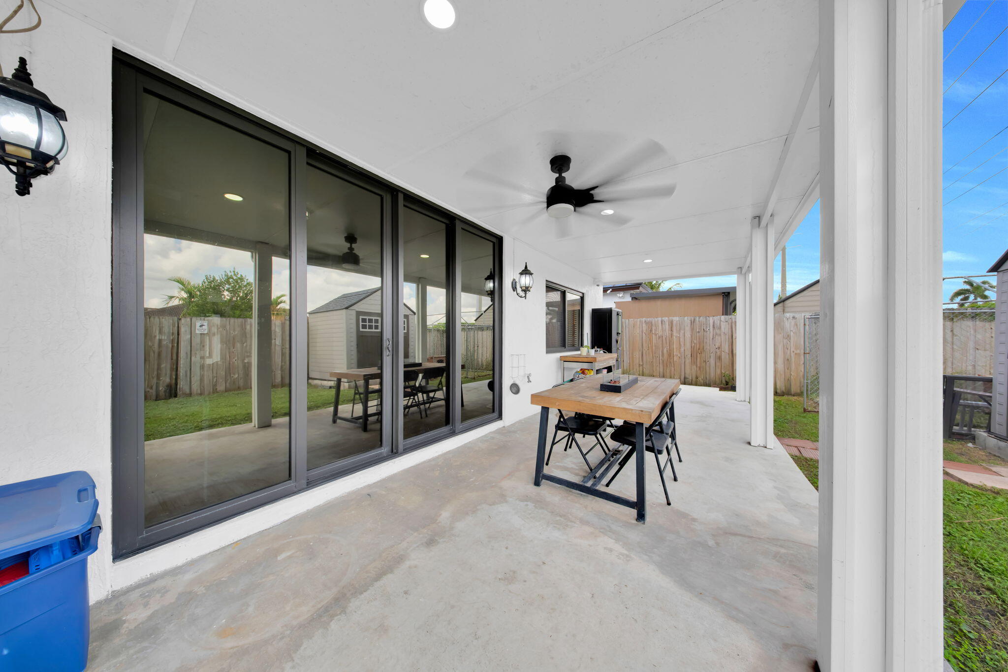 CHATEAU ROYAL ESTATES - Residential