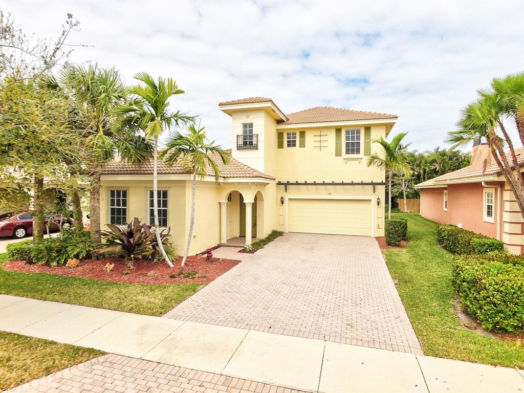 Photo of 105 Via Catalunha, Jupiter, FL 33458 (MLS # R11082817)