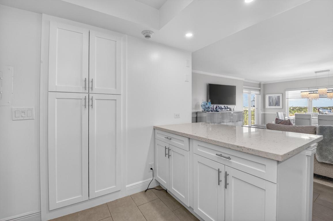 BARRTON APTS INC CONDO - Residential