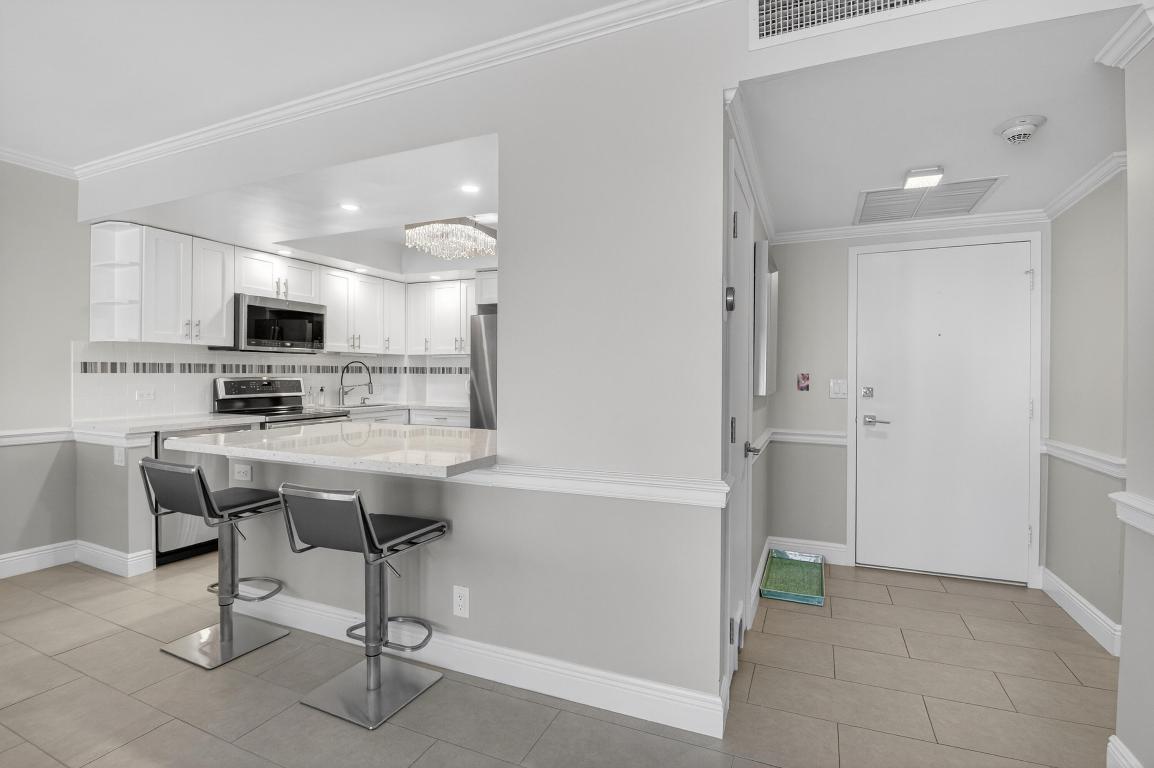 BARRTON APTS INC CONDO - Residential