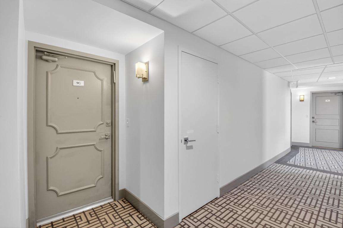 BARRTON APTS INC CONDO - Residential