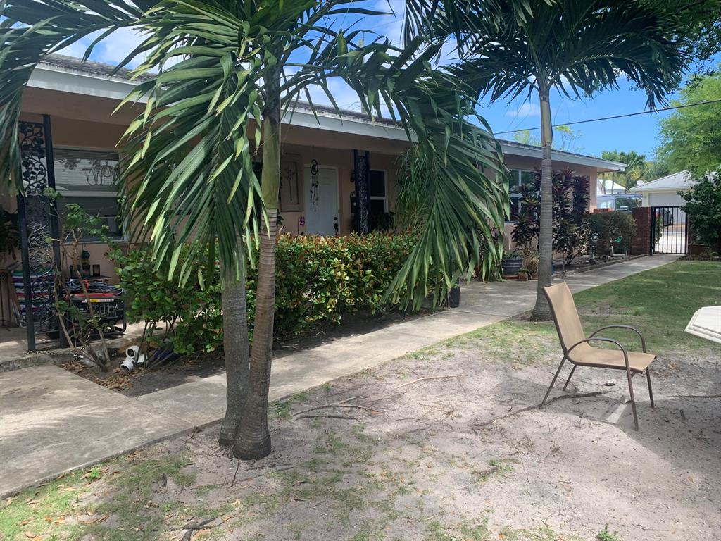 TOWN OF DELRAY - Residential Lease