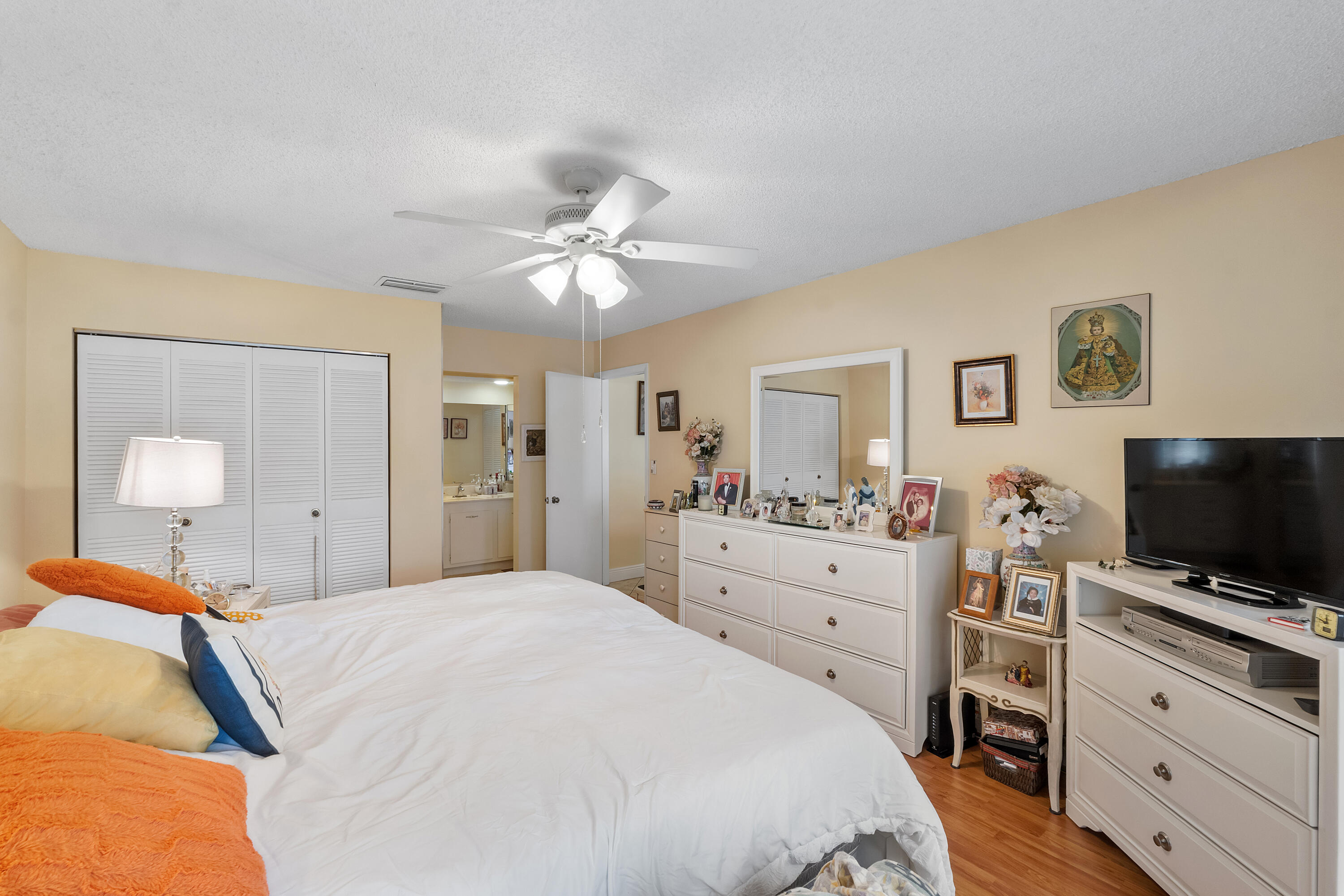 TIBURON II PH II - Residential