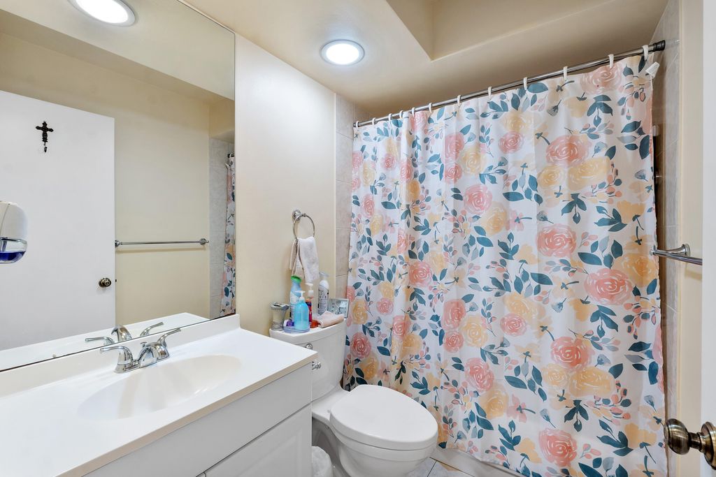 Photo of 21566 Coronado Avenue, Boca Raton, FL 33433 (MLS # B26020150)
