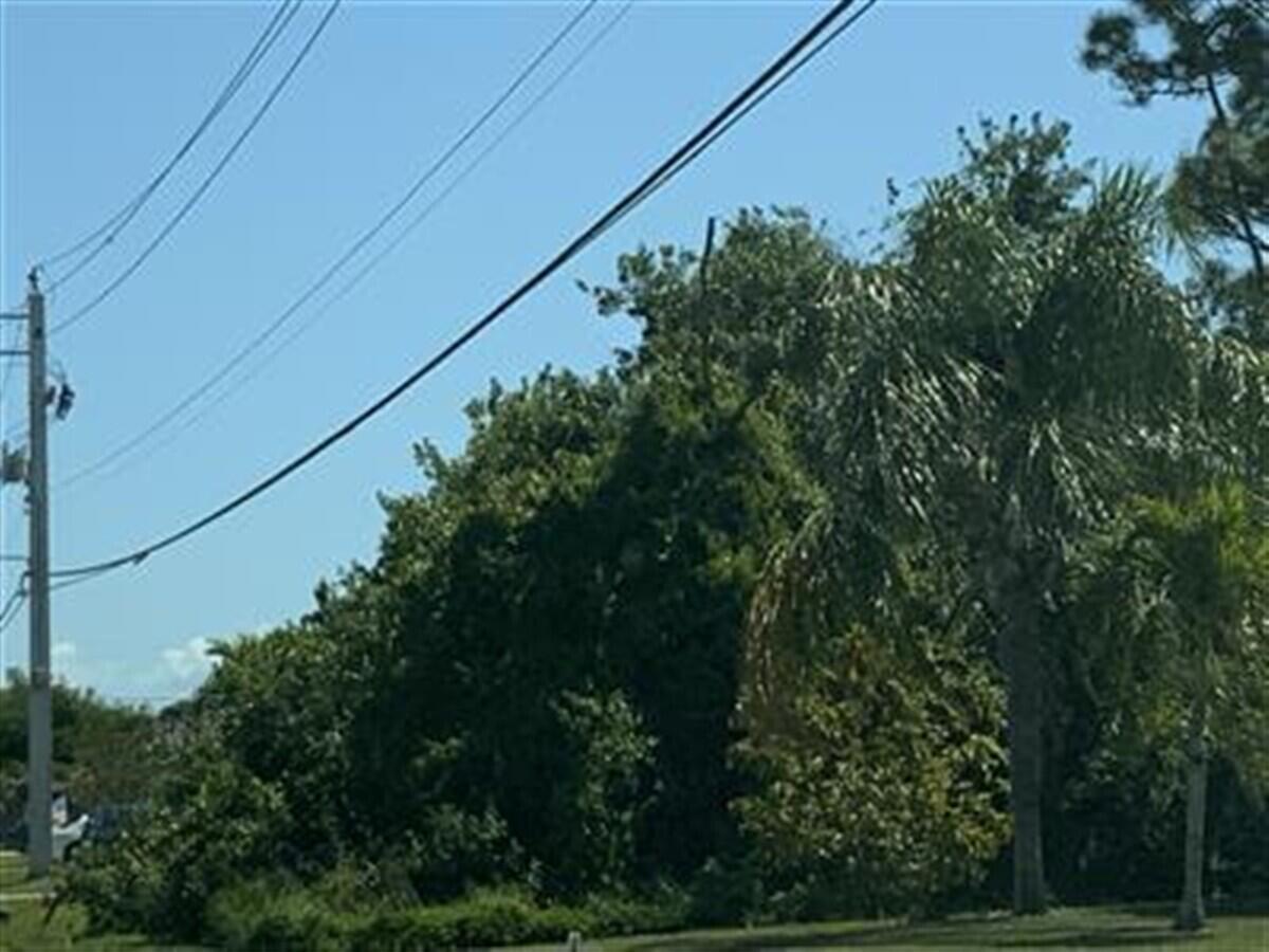 Port Saint Lucie - Land