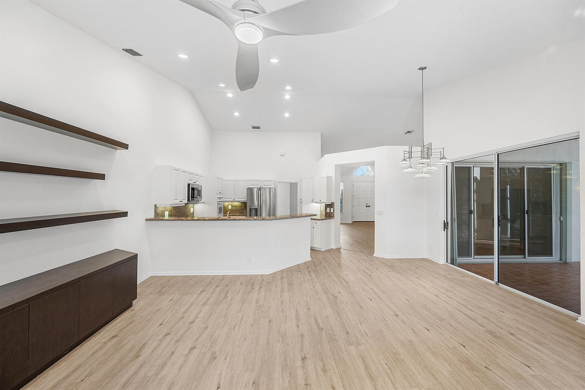 ABERDEEN 19 - Residential