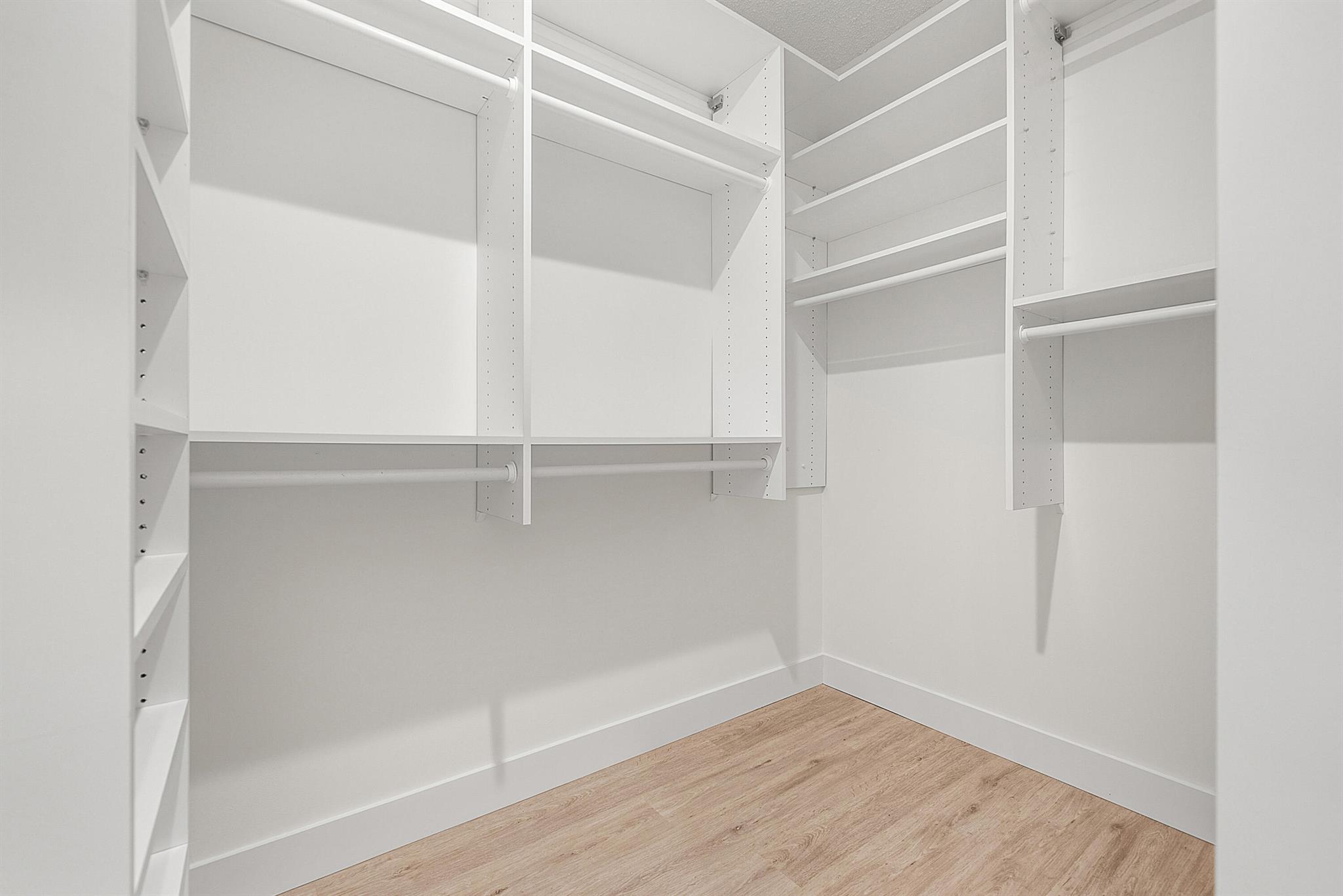 ABERDEEN 19 - Residential