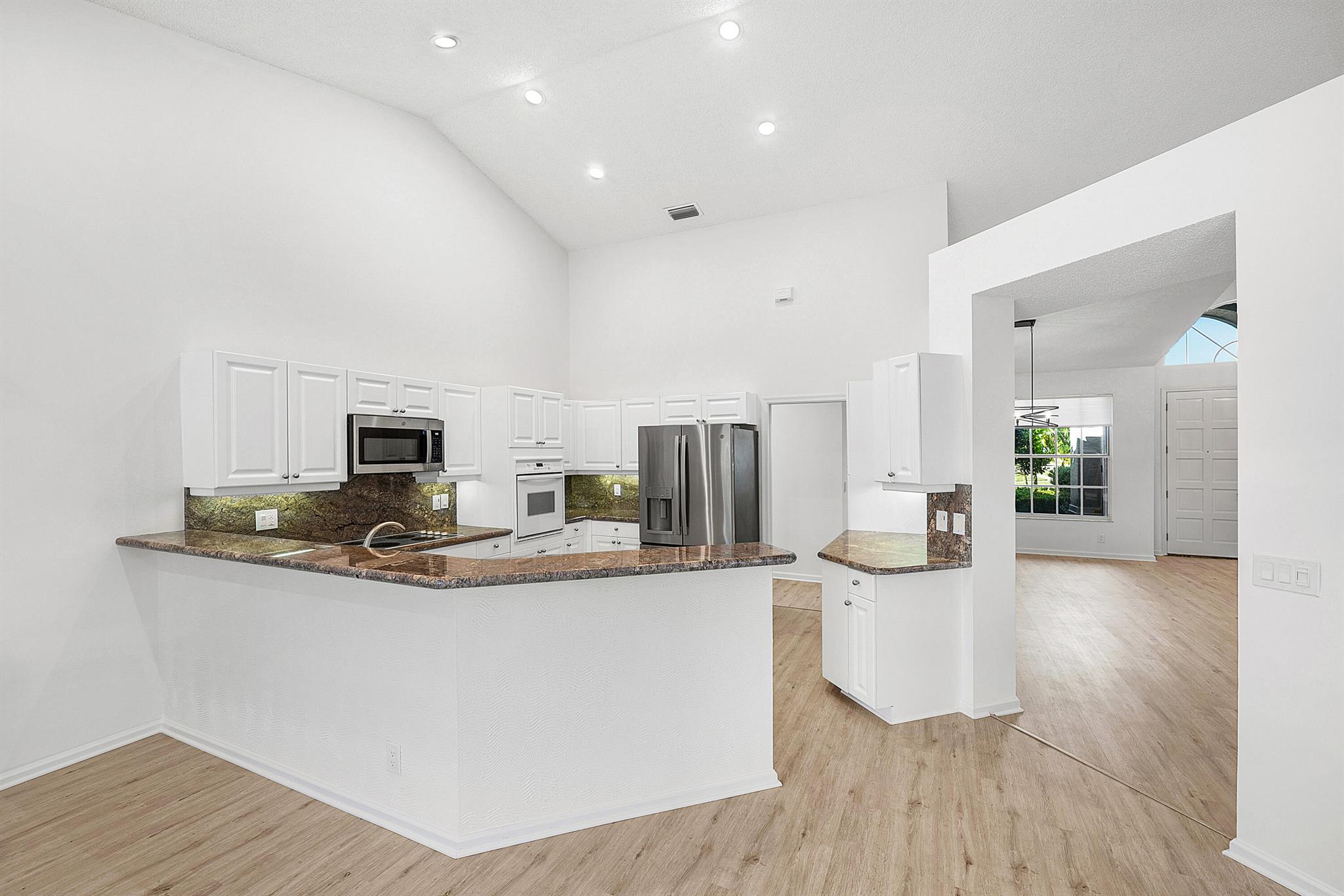 ABERDEEN 19 - Residential