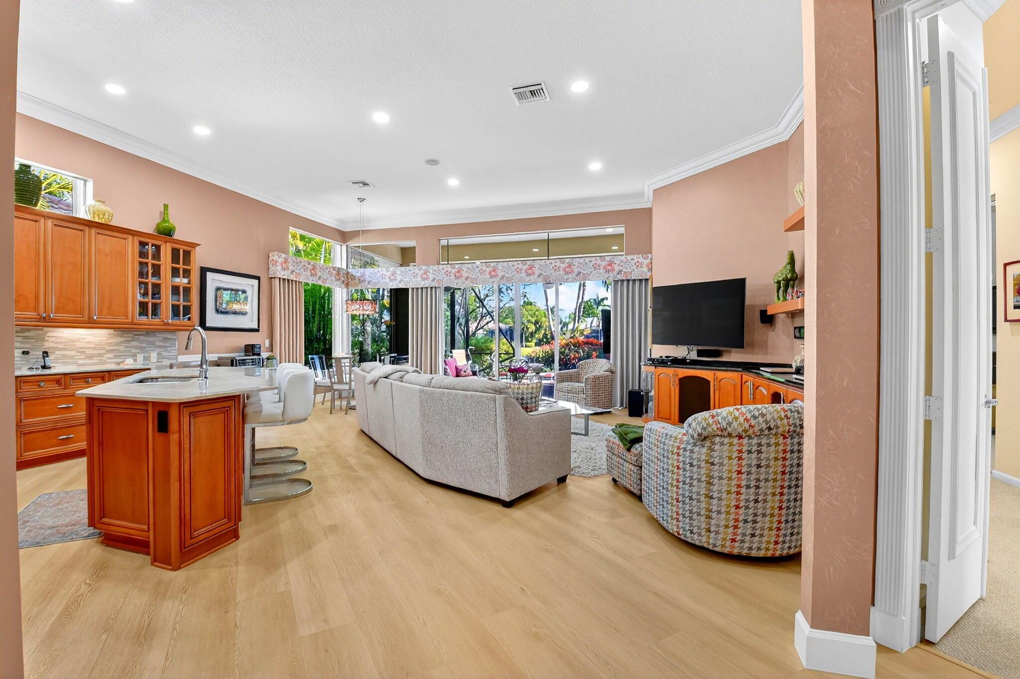 WYCLIFFE TR N - Residential