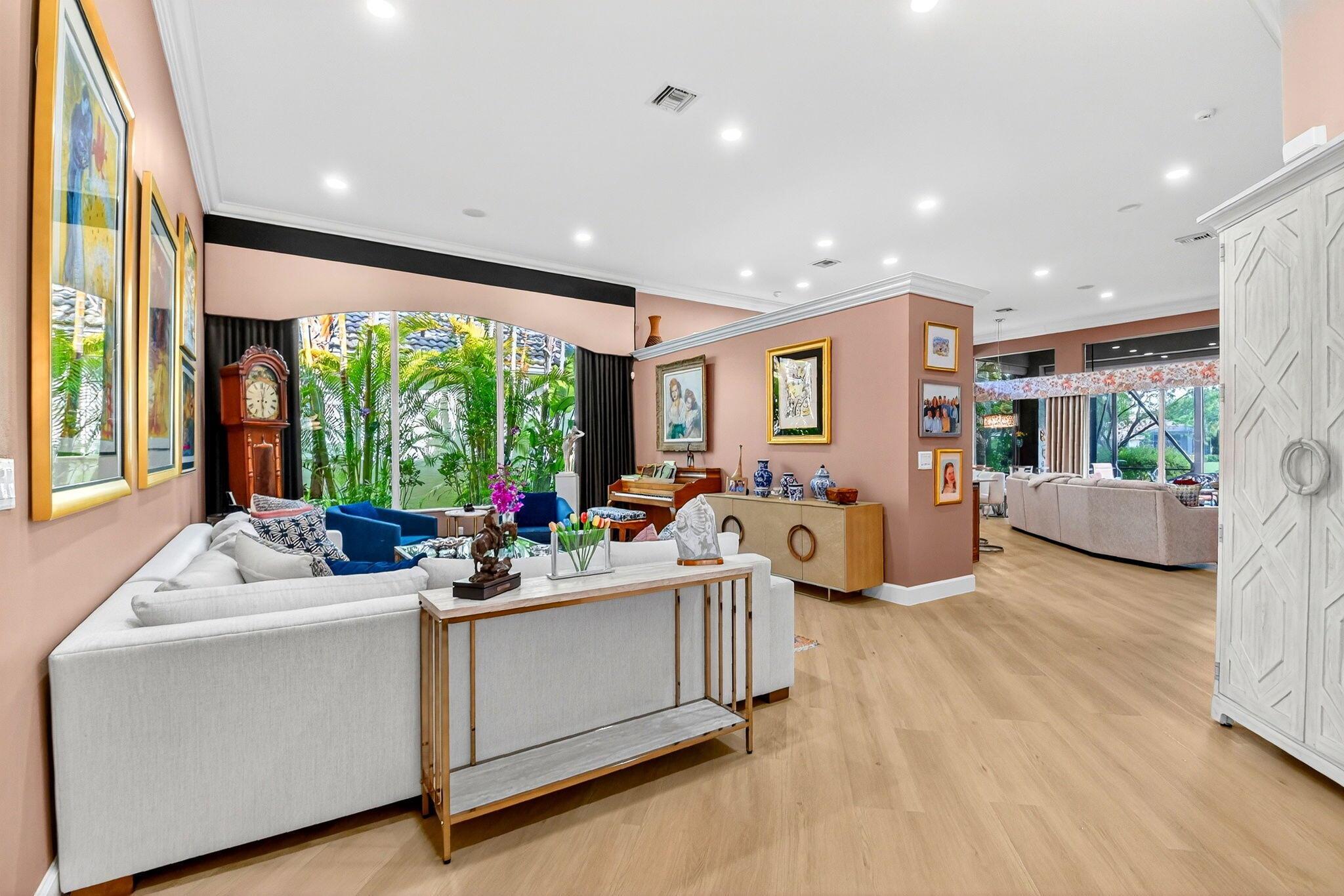 WYCLIFFE TR N - Residential