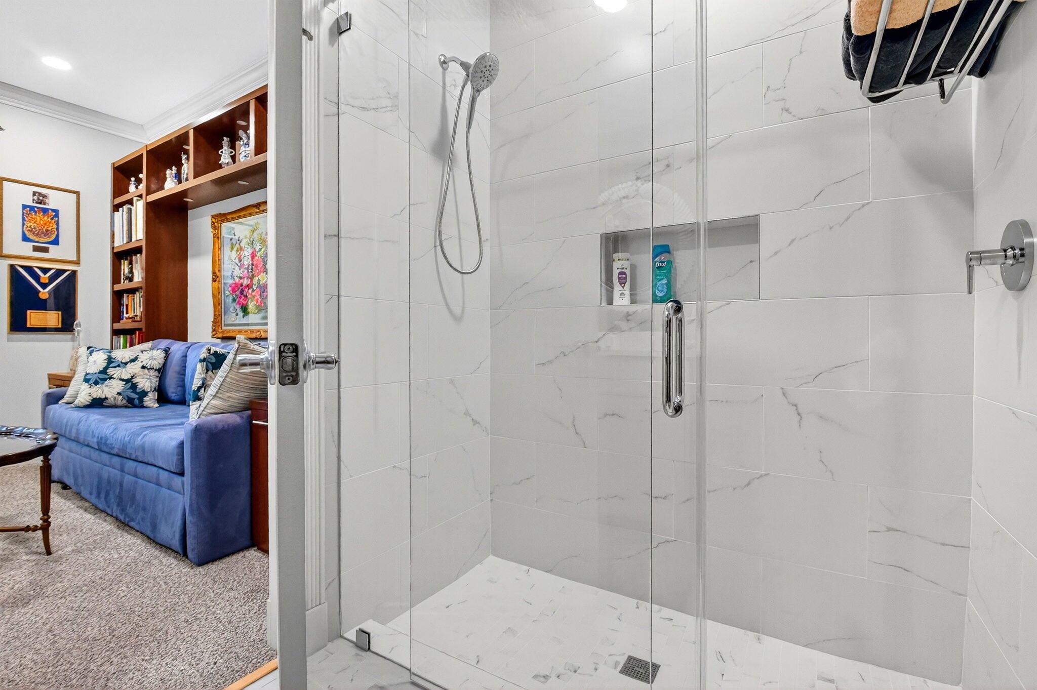 WYCLIFFE TR N - Residential