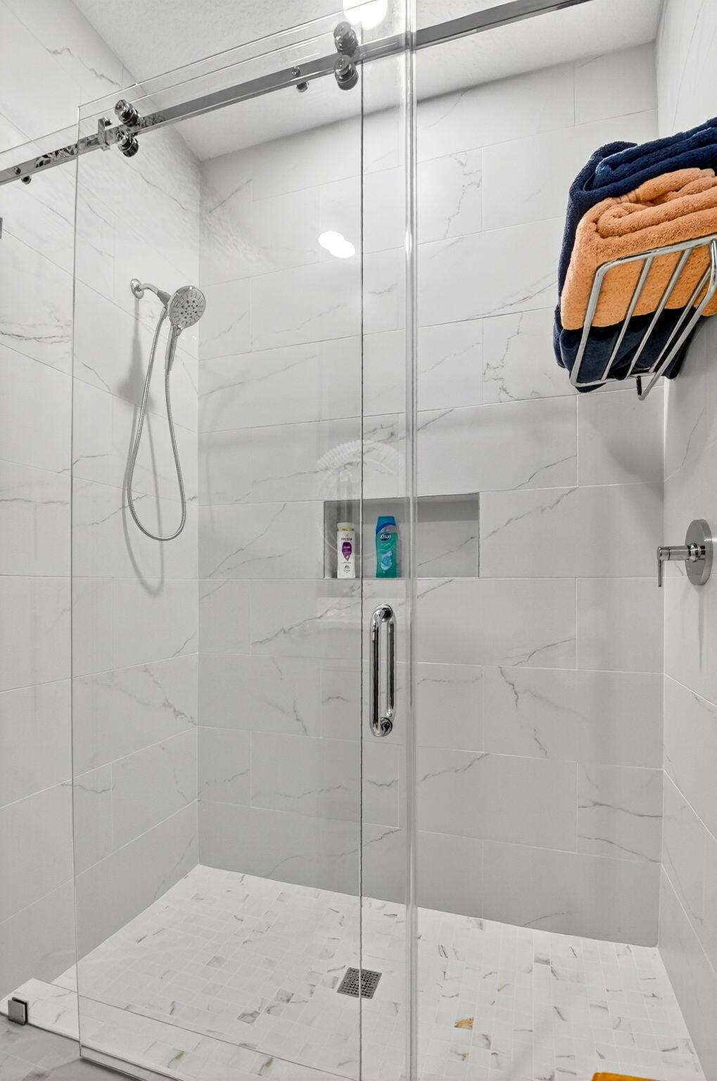 WYCLIFFE TR N - Residential