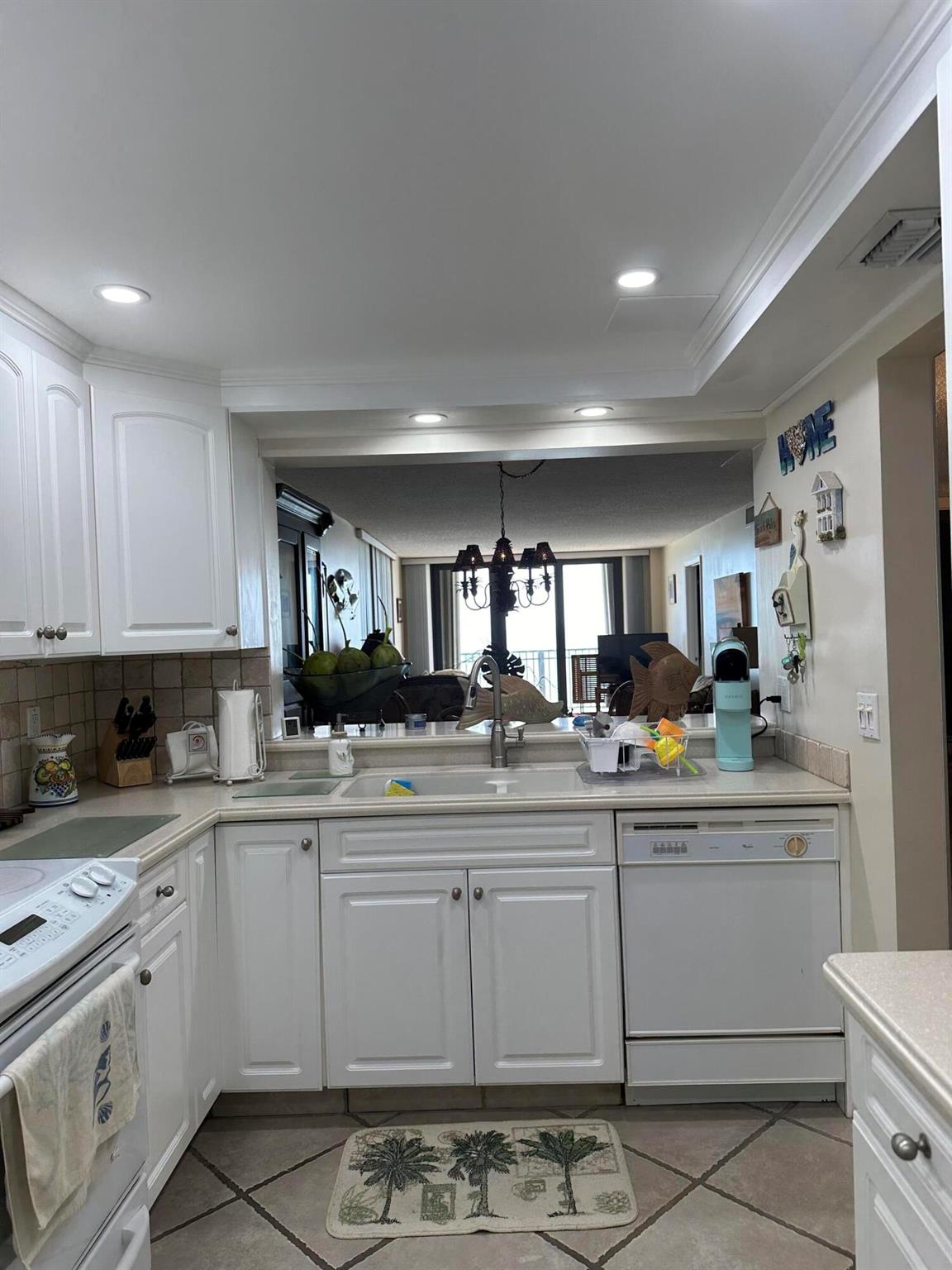 OCEAN HARBOUR SOUTH CONDO - Residential Lease