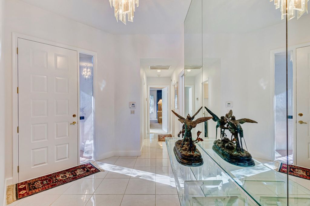 Photo of 919 Augusta Pointe Drive, Palm Beach Gardens, FL 33418 (MLS # B26023434)
