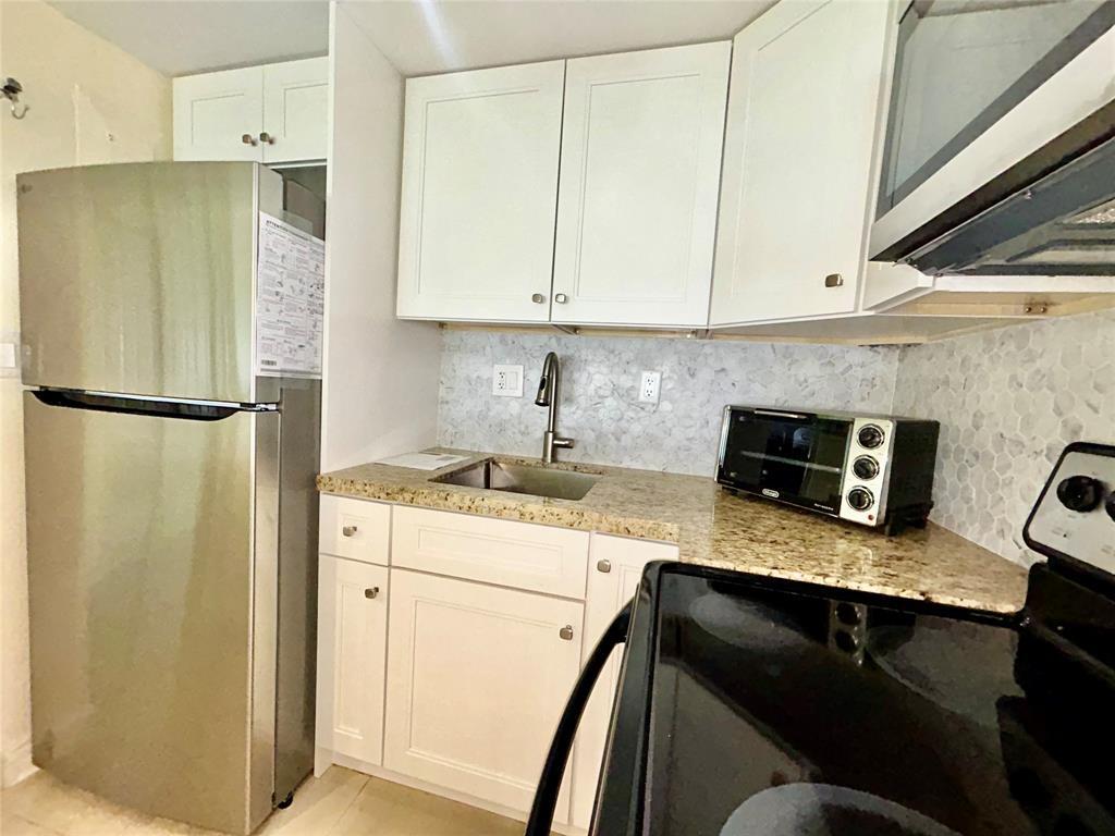 PARK PLACE AT POMPANO CONDO - Residential