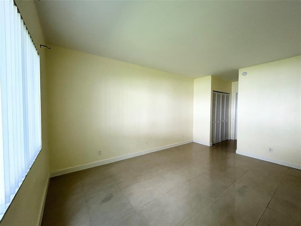 PARK PLACE AT POMPANO CONDO - Residential