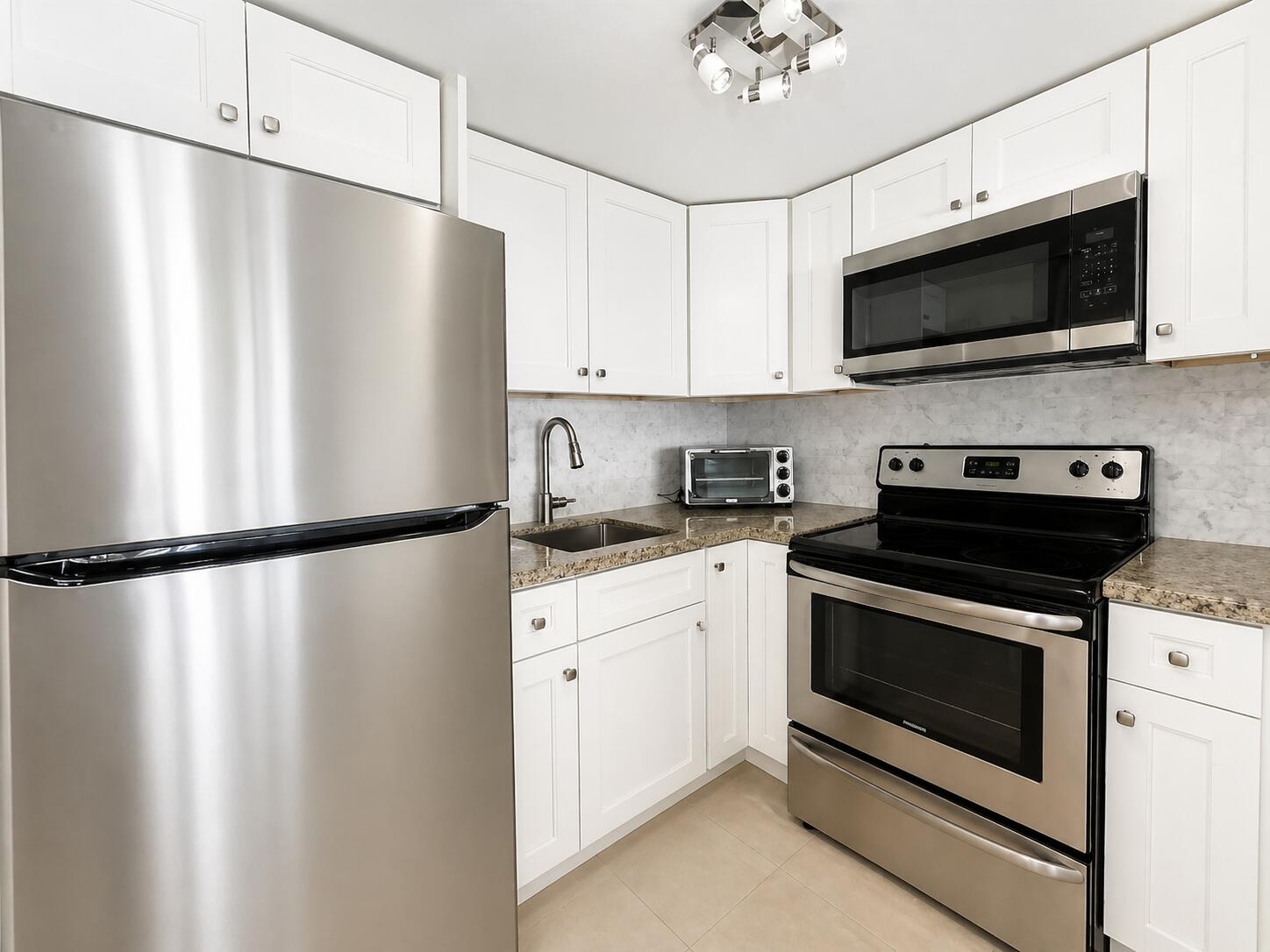 251 SE 6th Avenue 4