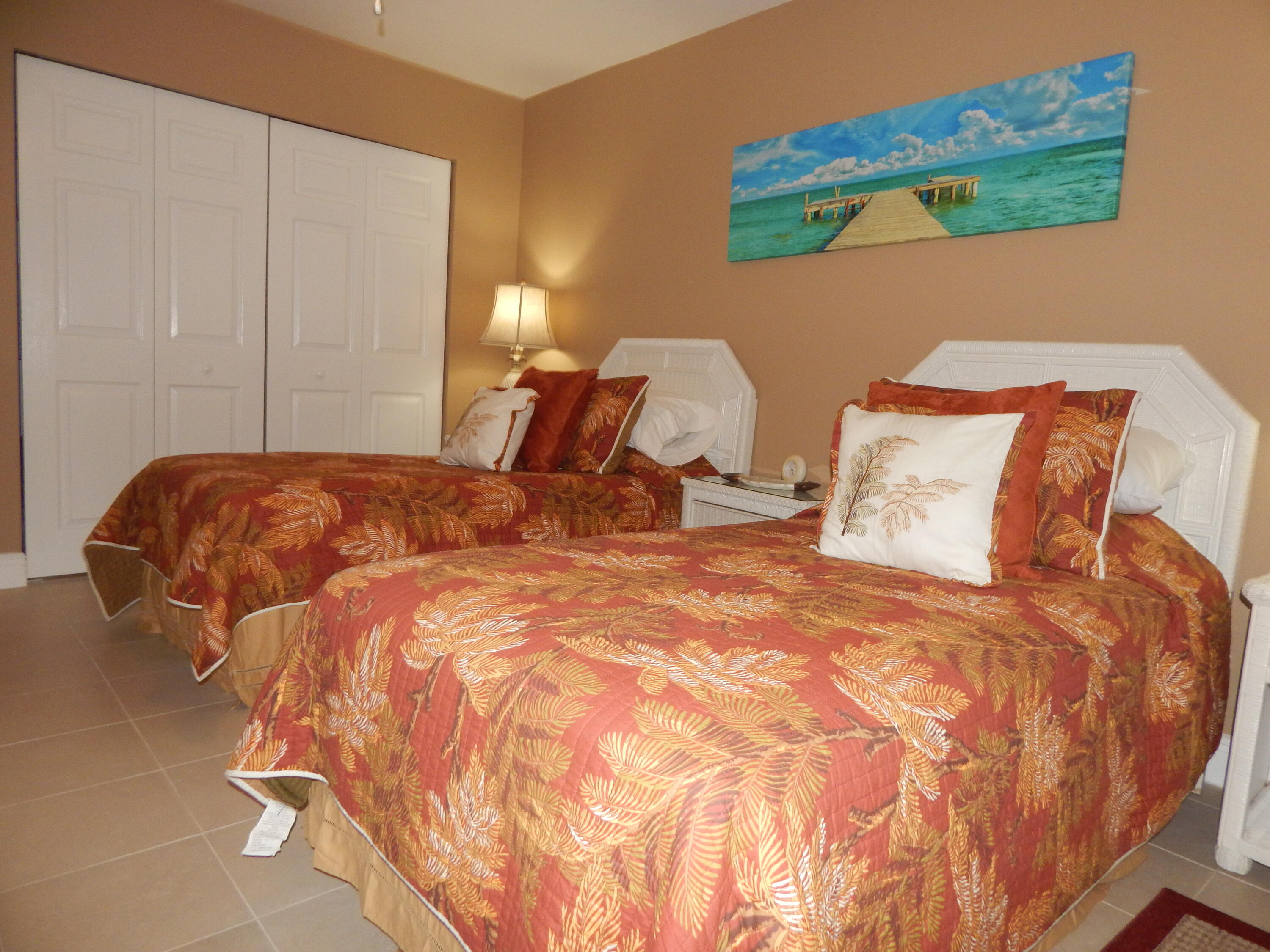 WINDWOOD ISLES - Residential