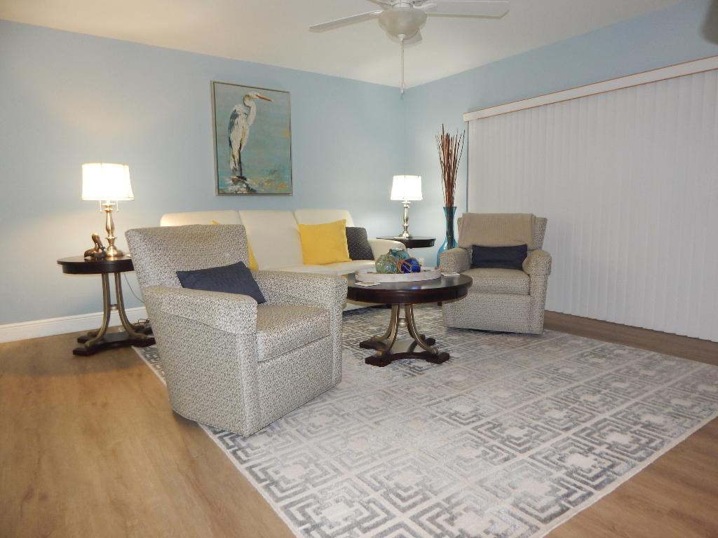 WINDWOOD ISLES - Residential