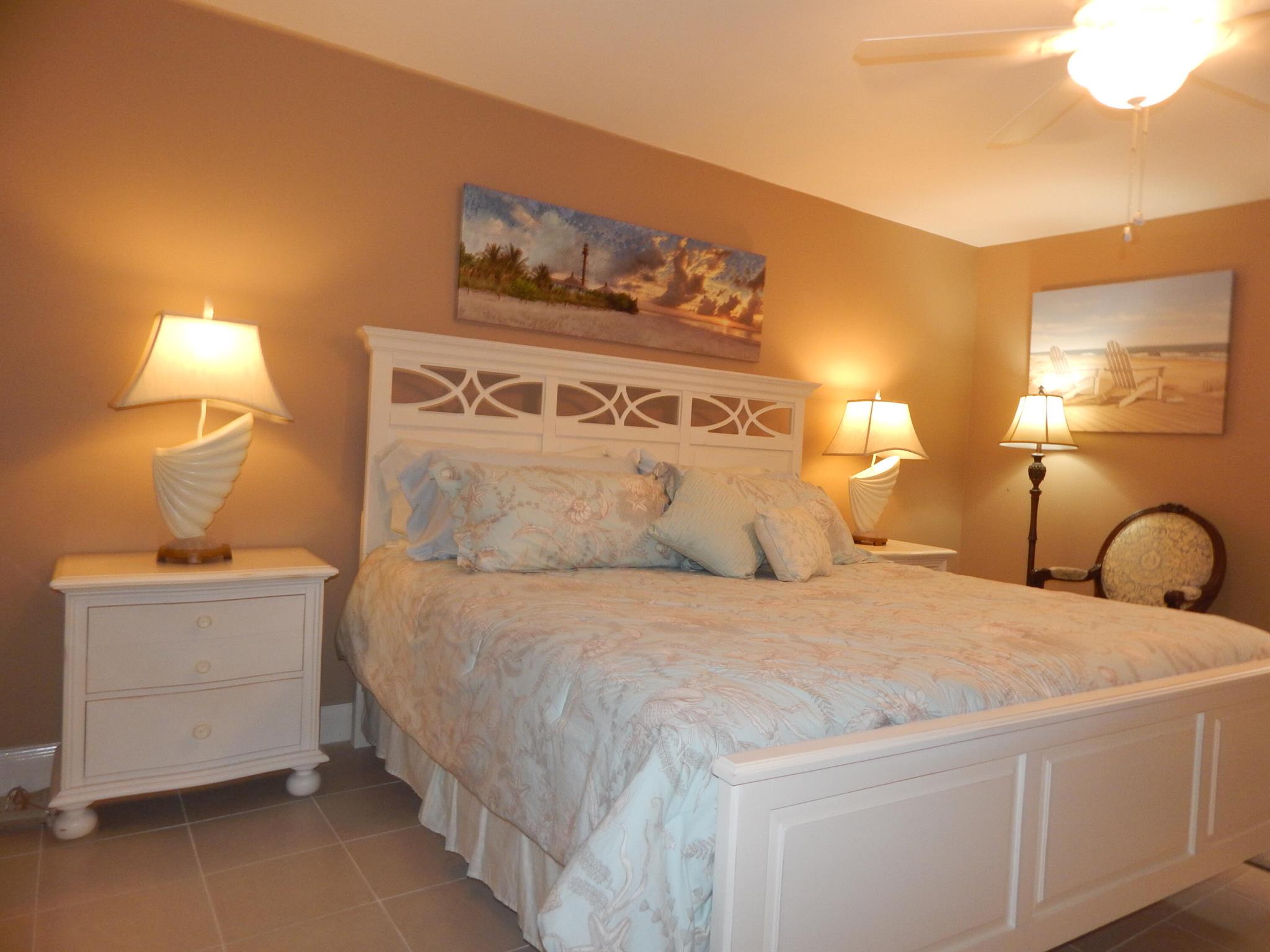 WINDWOOD ISLES - Residential