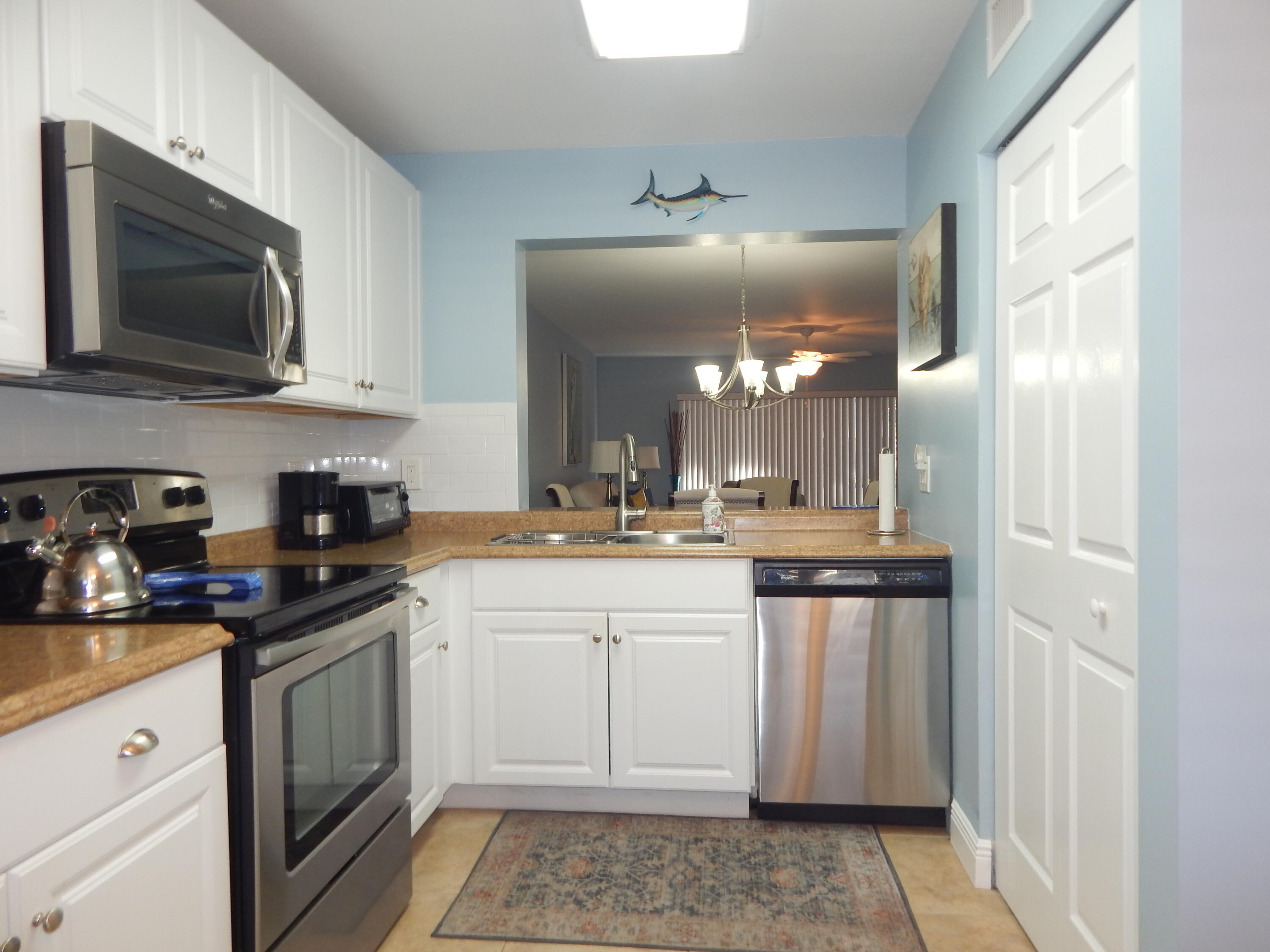 WINDWOOD ISLES - Residential