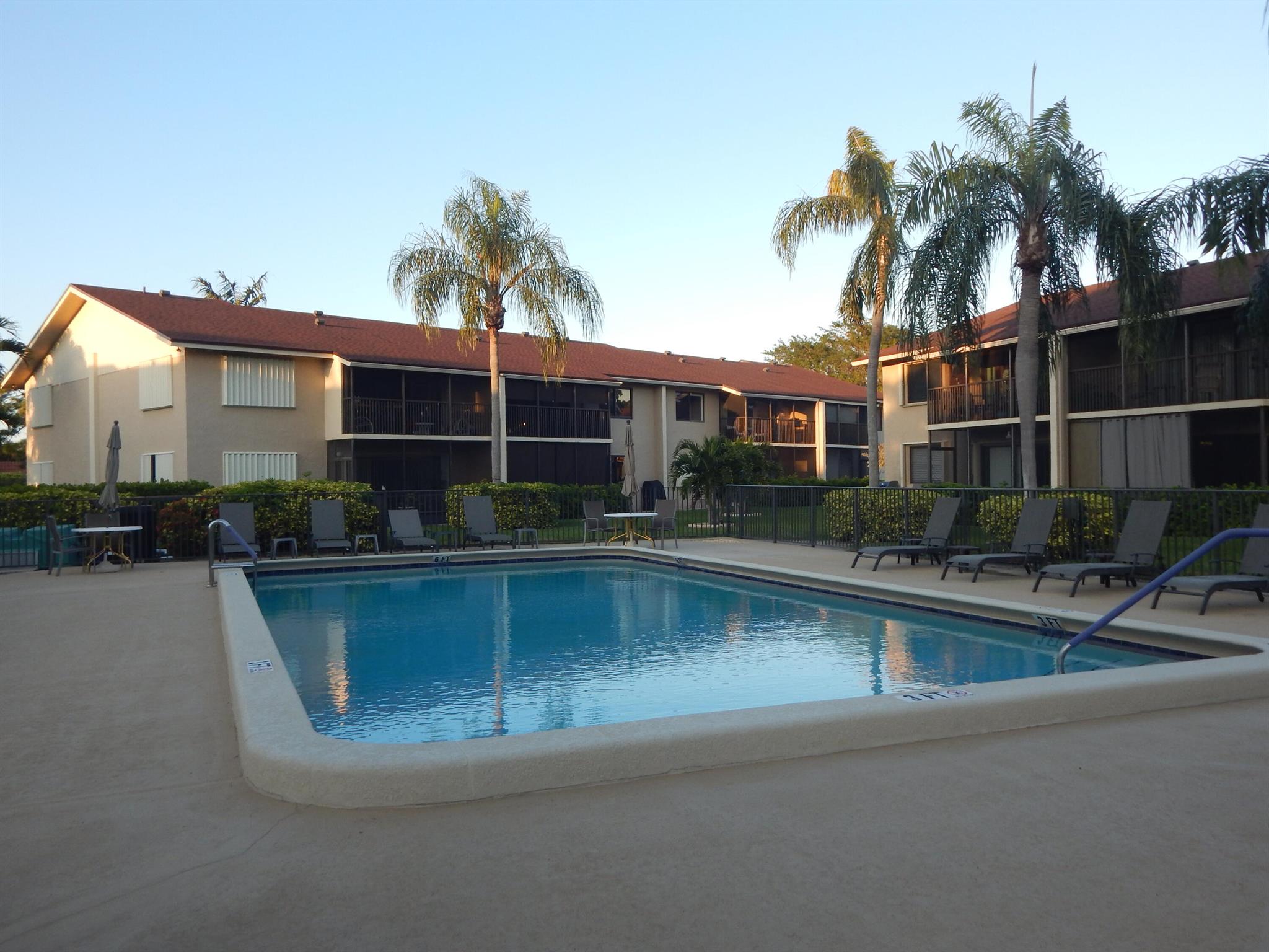 WINDWOOD ISLES - Residential