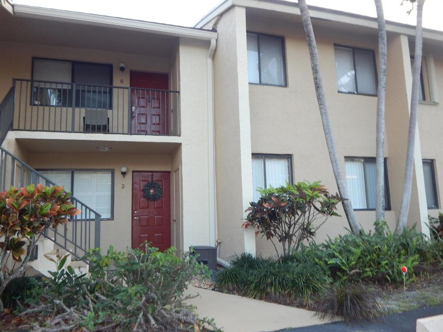 FABULOUS UPDATED FIRST FLOOR 2BR & 2BA RESIDENCE! PARK AT YOUR FRONT DOOR! ONLY 2 MILES TO THE BEACH! REMODELED EAT-IN KITCHEN BOAST WHITE SHAKER CABINETS,SUBWAY TILE, STAINLESS STEEL APPLIANCES AND PLANTATION SHUTTERS!ALL SMOOTH CEILINGS! (NO POPCORN) NEUTRAL LUXURY VINYL FLOORS THROUGHOUT LIVING AREAS WITH 5.5'' BASEBOARDS THROUGHOUT!2 SPACIOUS BEDROOMS WITH NEUTRAL PORCELAIN TILE FLOORS! ALL NEW INTERIOR DOORS! COVERED PATIO! JUST STEPS TO POOL AND TENNIS COURTS! WINDWOOD ISLES IS A WELL MAINTAINED COMMUNITY THAT HAS NEW ROOFS,CONCRETE RESTORATION & PAINTING COMPLETED, RESURFACED POOL & TENNIS COURTS! CLOSE TO SHOPPING GALORE, & PARKS  ONLY TWO MILES TO THE WORLD RENOWN DEERFIELD BEACH AND FISHING PIER! ONLY 30 MINUTES TO TWO INTERNATIONAL AIRPORTS! ALL AGES OK ,TRUCKS OK & PETS OK