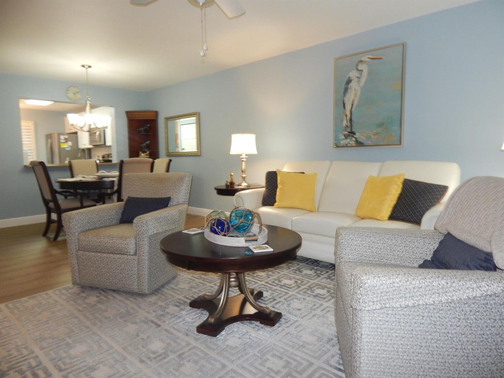 Photo of 120 SE 7th Street #1002, Deerfield Beach, FL 33441 (MLS # R11151333)