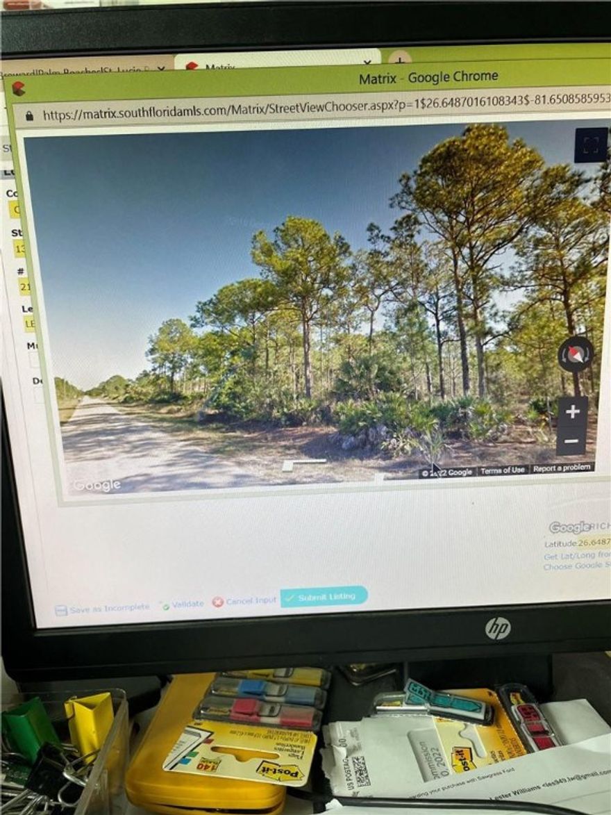 Lovely parcel of land in a quiet residential community. Perfect opportunity to own your residential plot at a great price. Do not miss out on this chance to buy this half acre of land to build your future home or vacation home. This is a great place to raise a family.