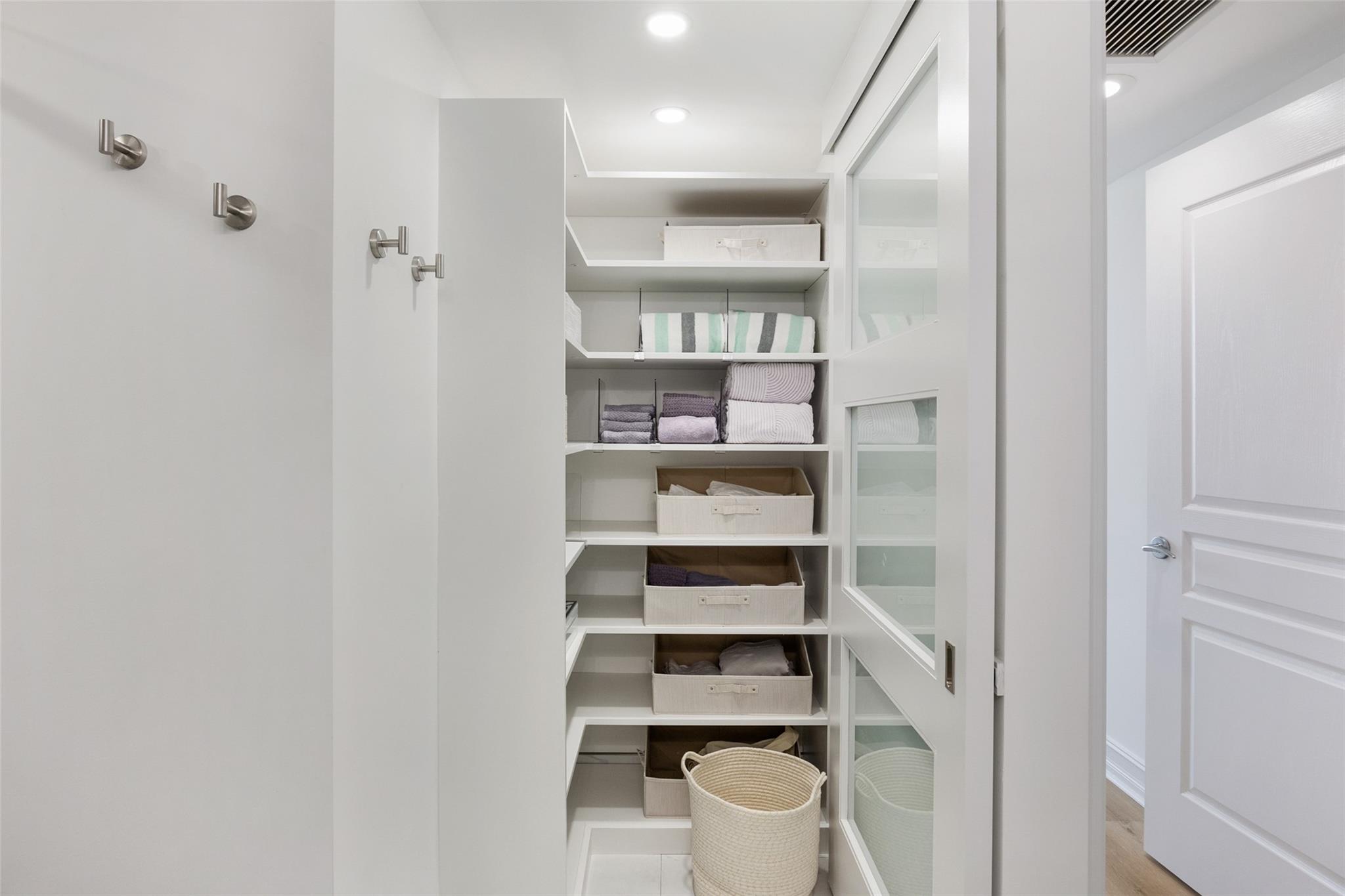 350 LAS OLAS PLACE - Residential