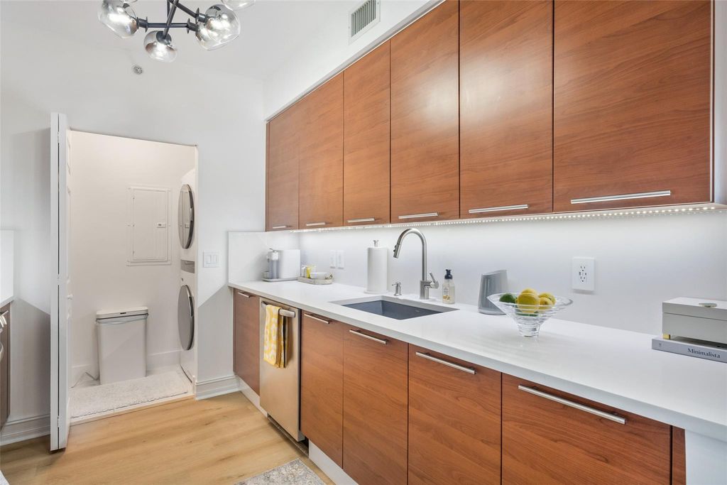 Photo of 350 SE 2nd St #1580, Fort Lauderdale, FL 33301 (MLS # F10540464)