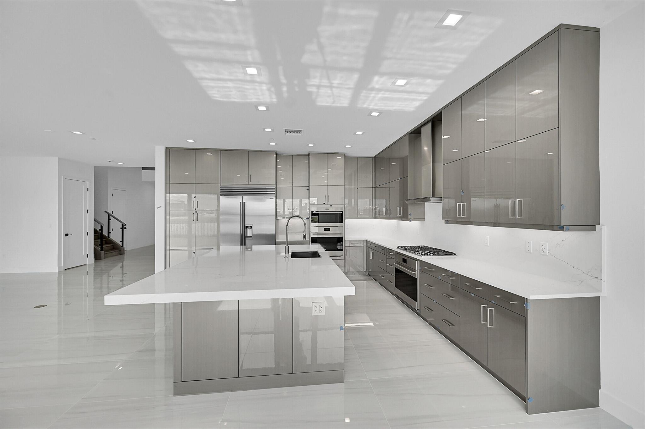 AVENIR POD / APEX at Aven - Residential