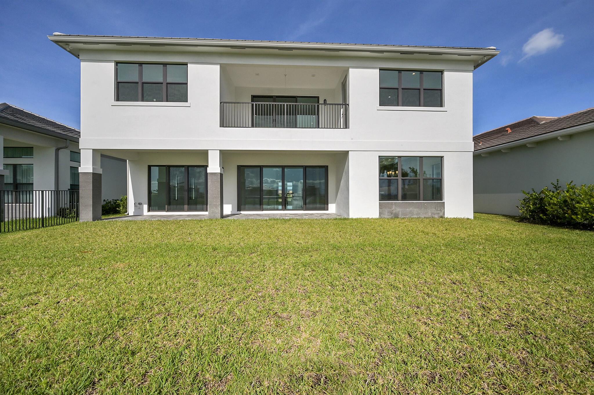 AVENIR POD / APEX at Aven - Residential