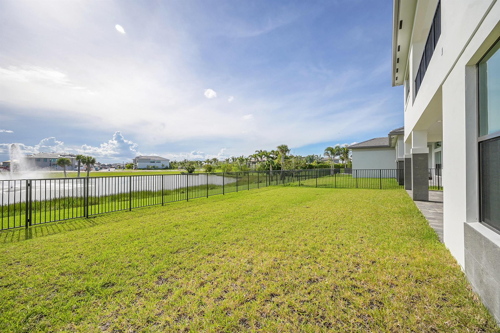 AVENIR POD / APEX at Aven - Residential