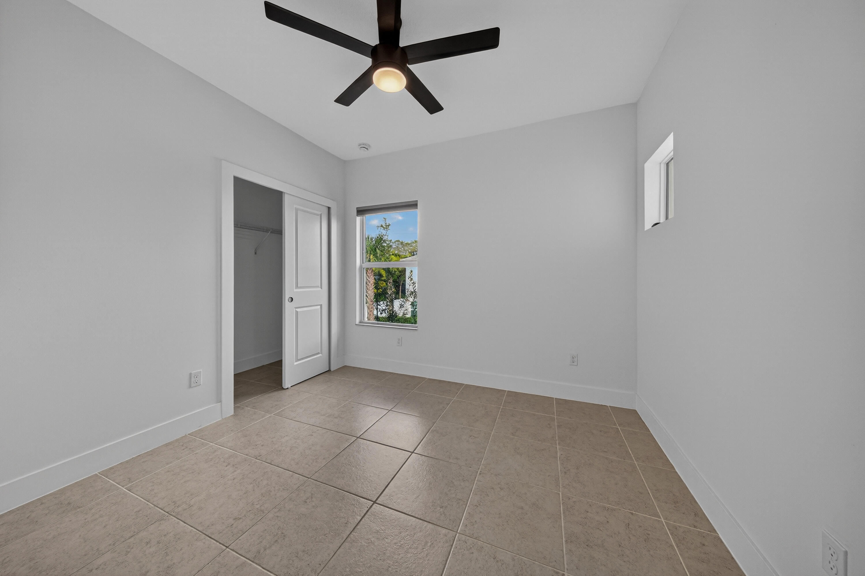 DEERFIELD CROSSING - Residential Lease