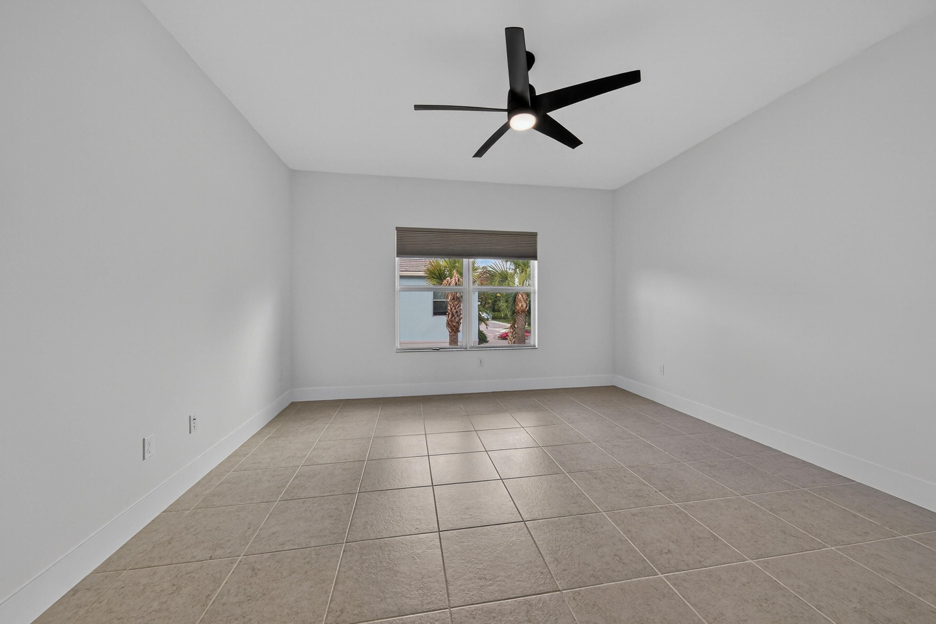 DEERFIELD CROSSING - Residential Lease