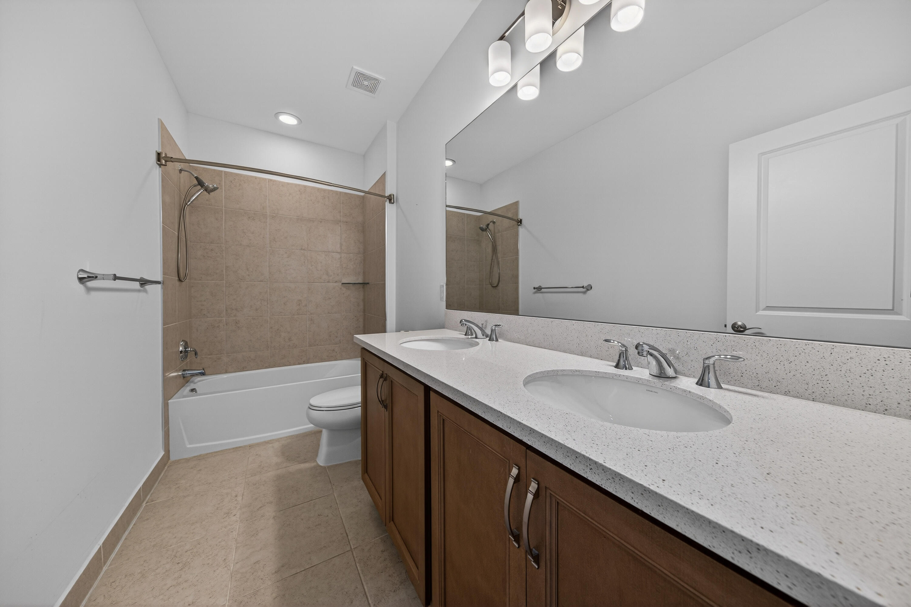 DEERFIELD CROSSING - Residential Lease