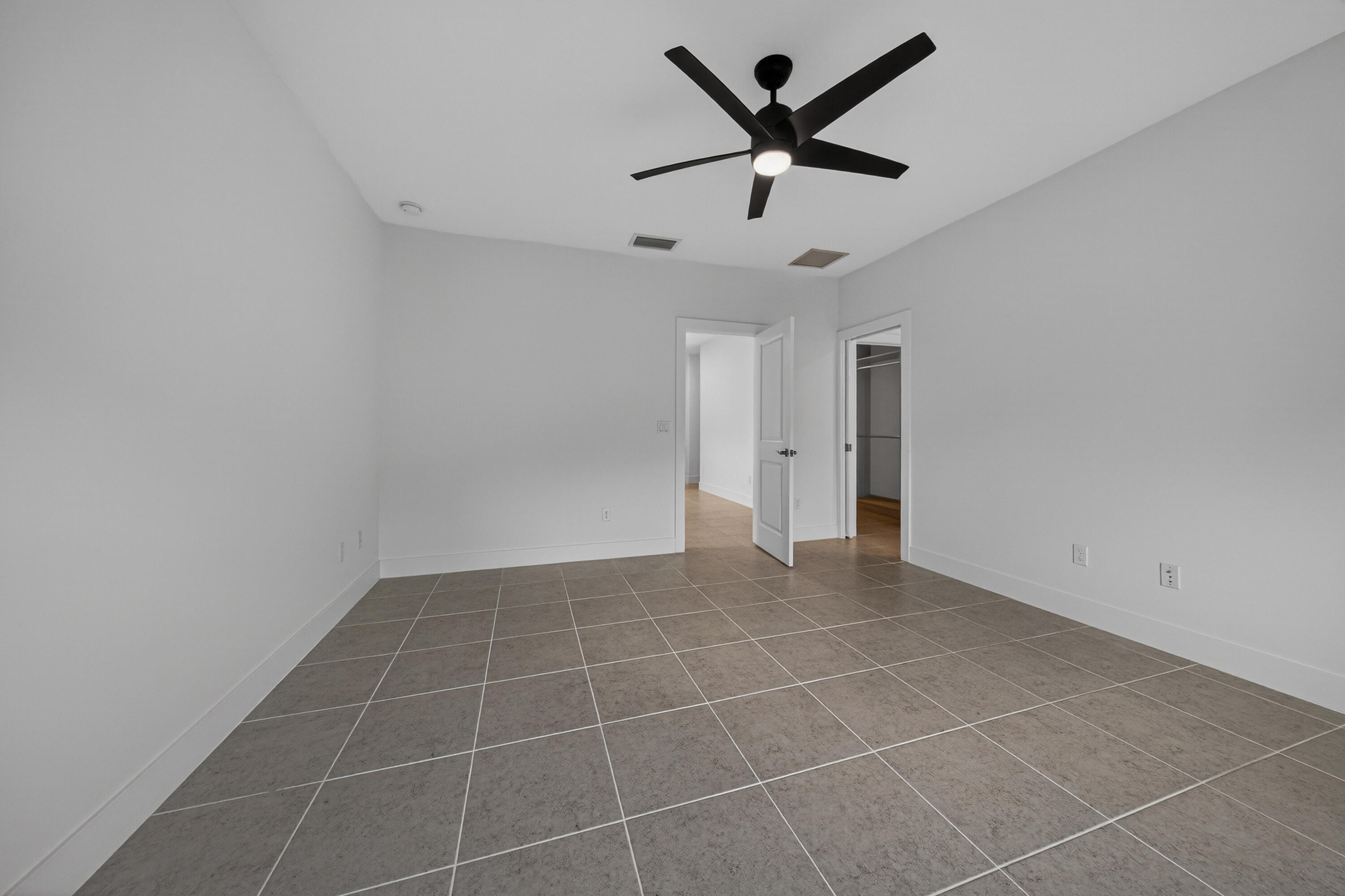 DEERFIELD CROSSING - Residential Lease