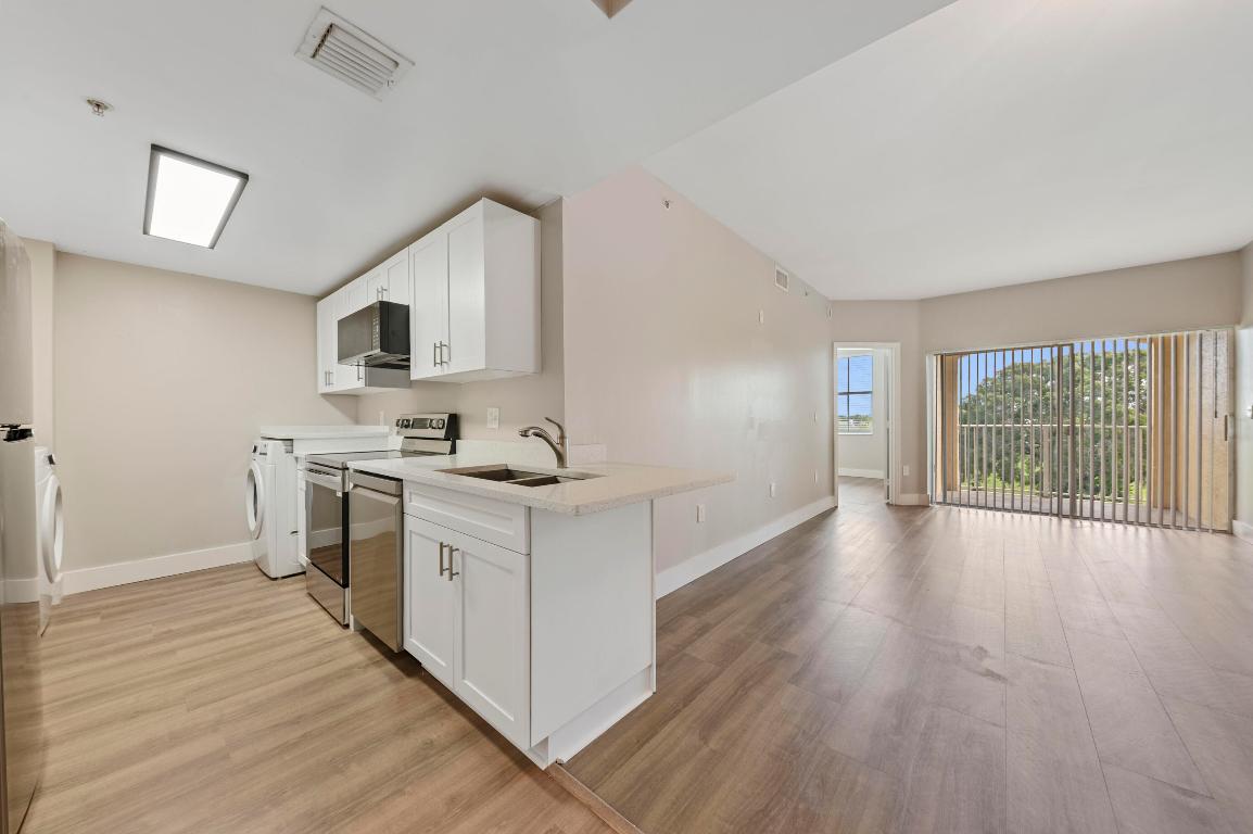 ARISSA PLACE CONDO - Residential