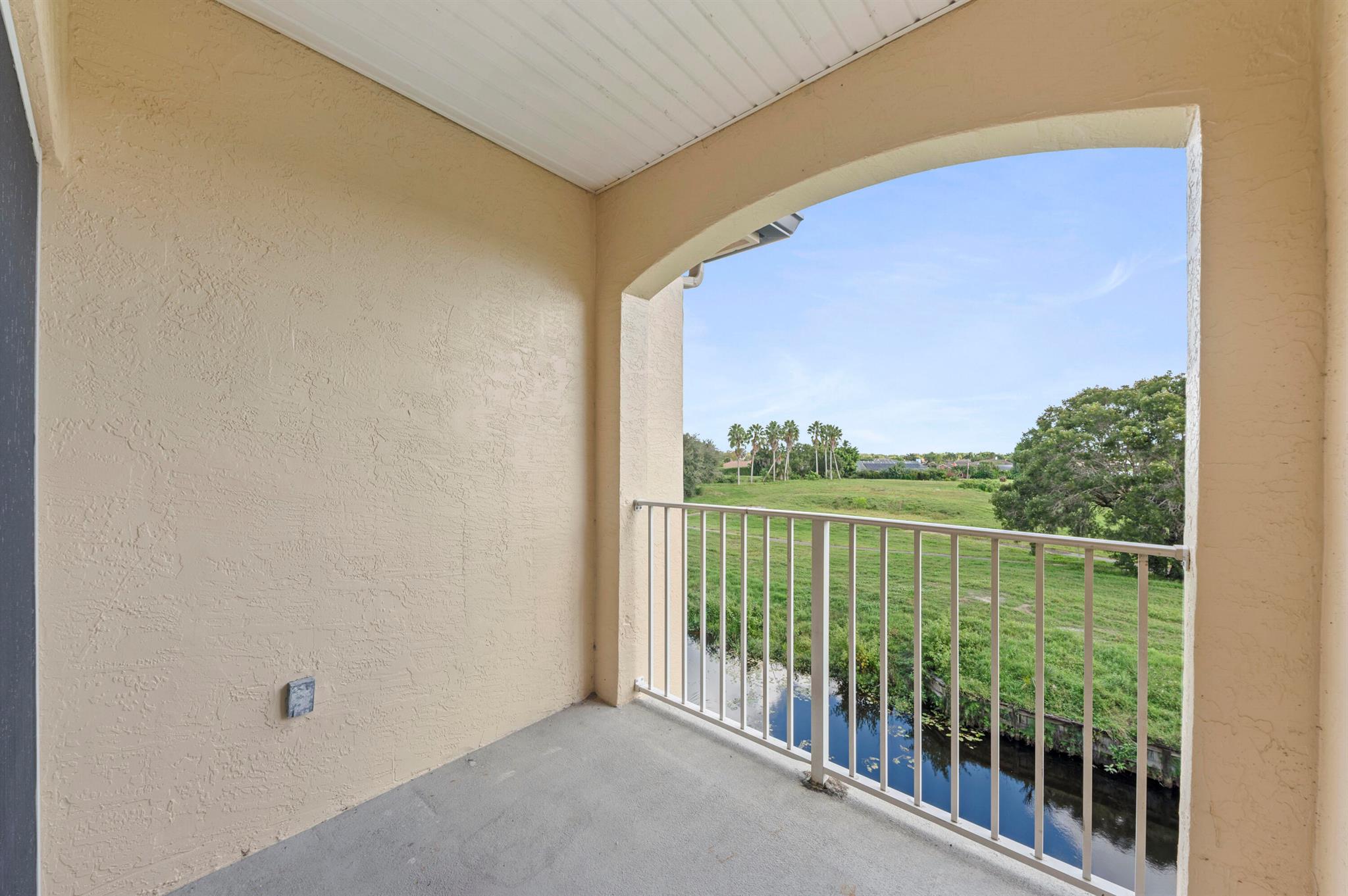 ARISSA PLACE CONDO - Residential