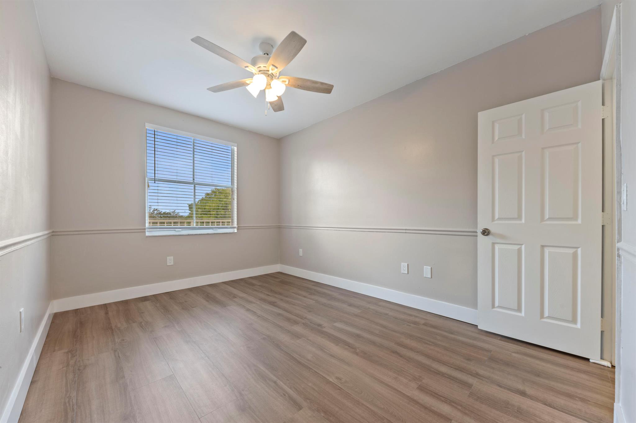 ARISSA PLACE CONDO - Residential