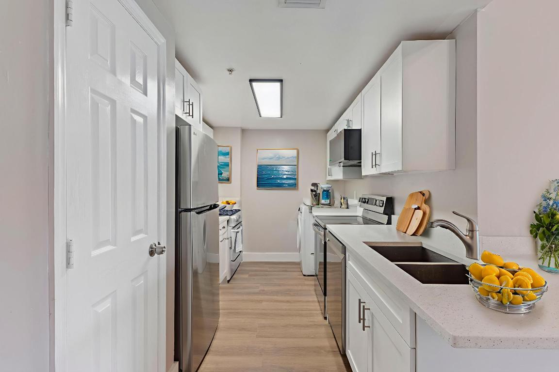 ARISSA PLACE CONDO - Residential