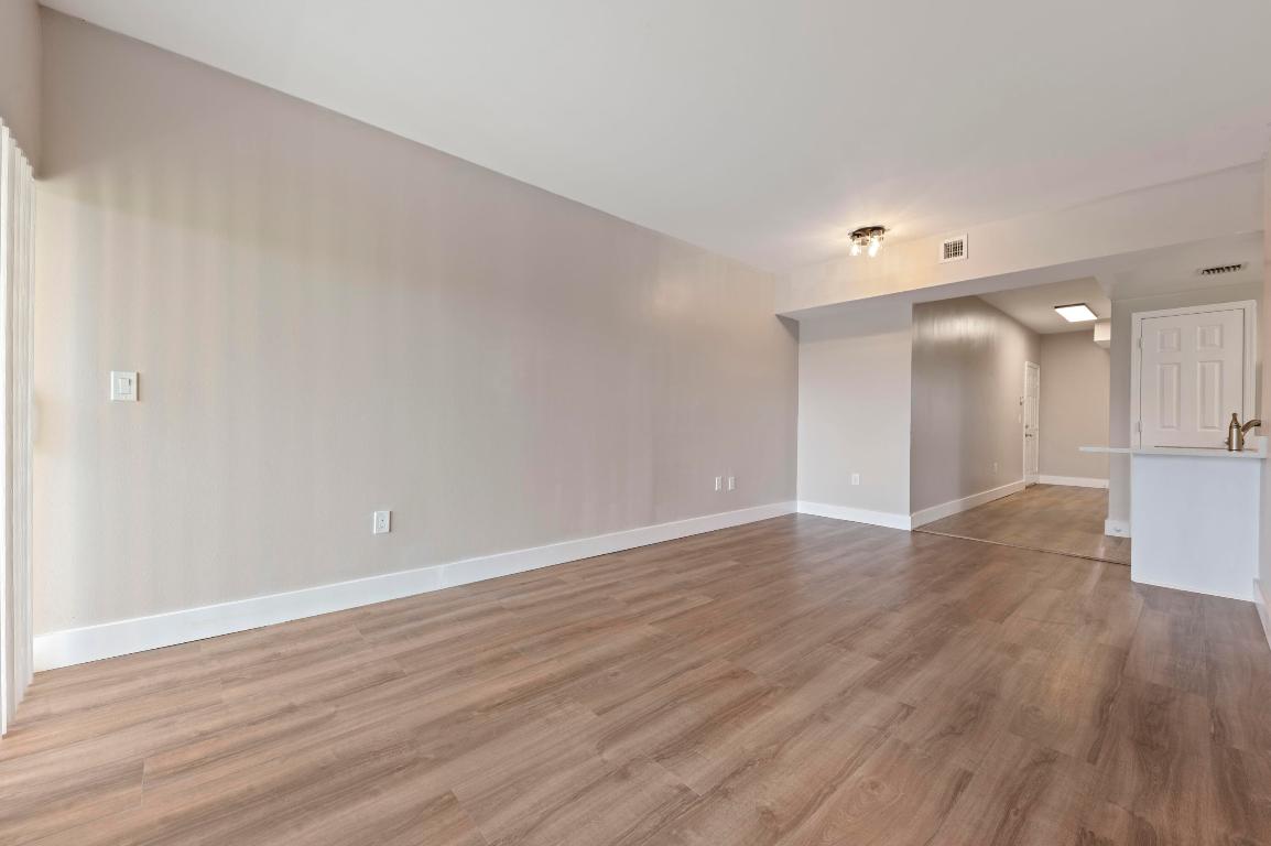 ARISSA PLACE CONDO - Residential