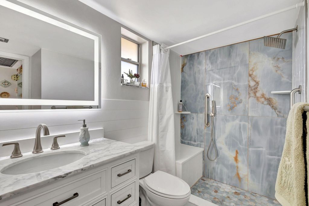 Photo of 2812 Garden Drive S #308, Lake Worth, FL 33461 (MLS # B26042626)